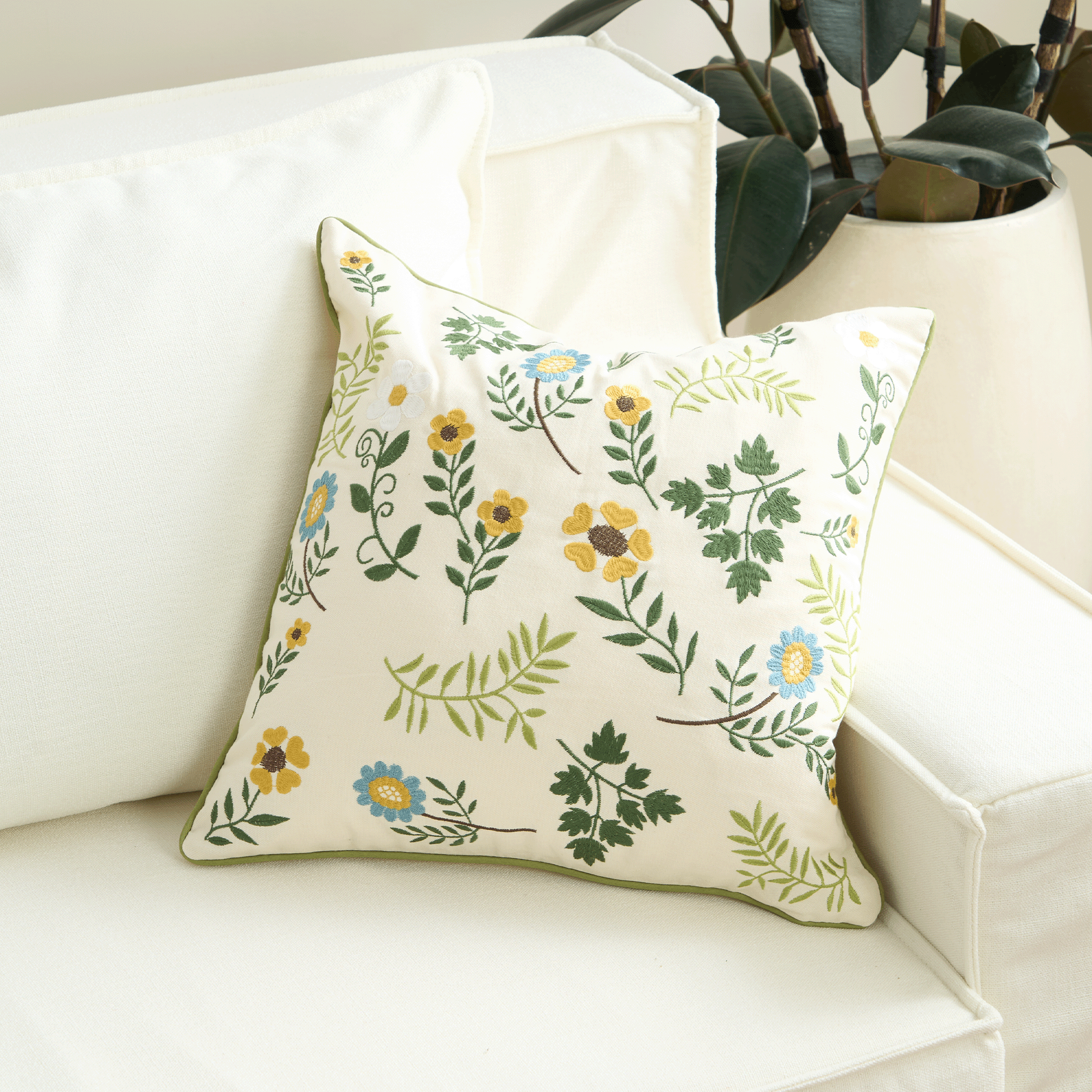 Spring Garden Cushion Cover - Floral Printed Pillow Case for Sofa, Bed & Outdoor Decor - Home Decor, Living Room & Patio Accessories