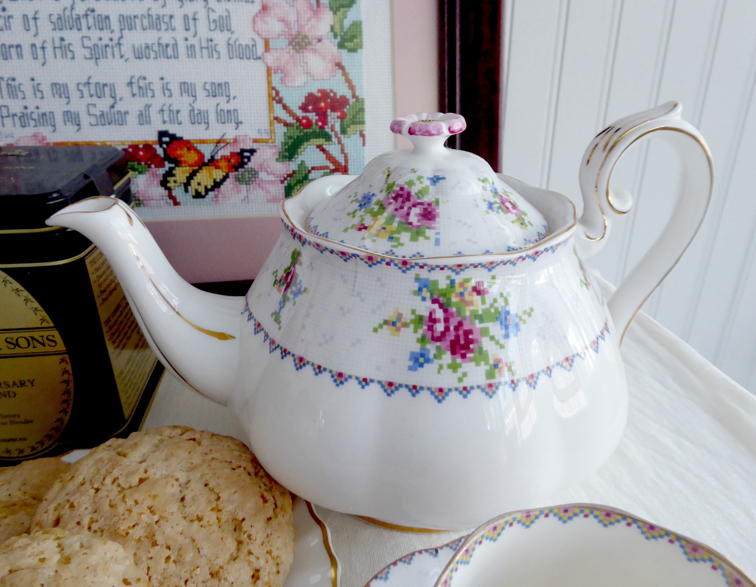 Royal Albert Petit Point Teapot - Vintage 1930s English Floral Teapot with Cross Stitch Design & Ornate Flower Finial - Perfect for Afternoon Tea, Collectible Home Decor & Gift for Tea Lovers
