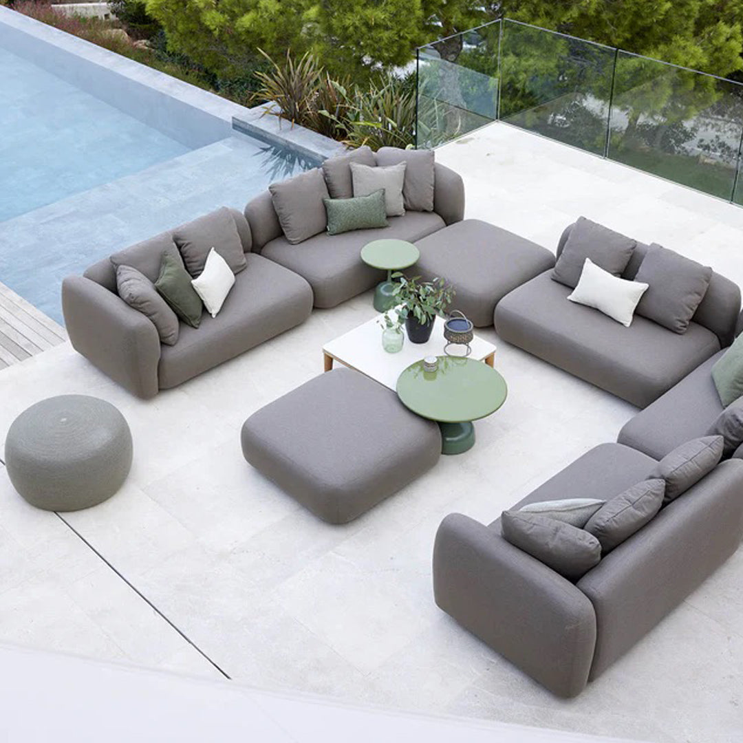 Modern Outdoor Coffee Table - Durable Weatherproof Patio Furniture for Garden, Deck, Poolside - Perfect for Relaxing & Entertaining Outdoors