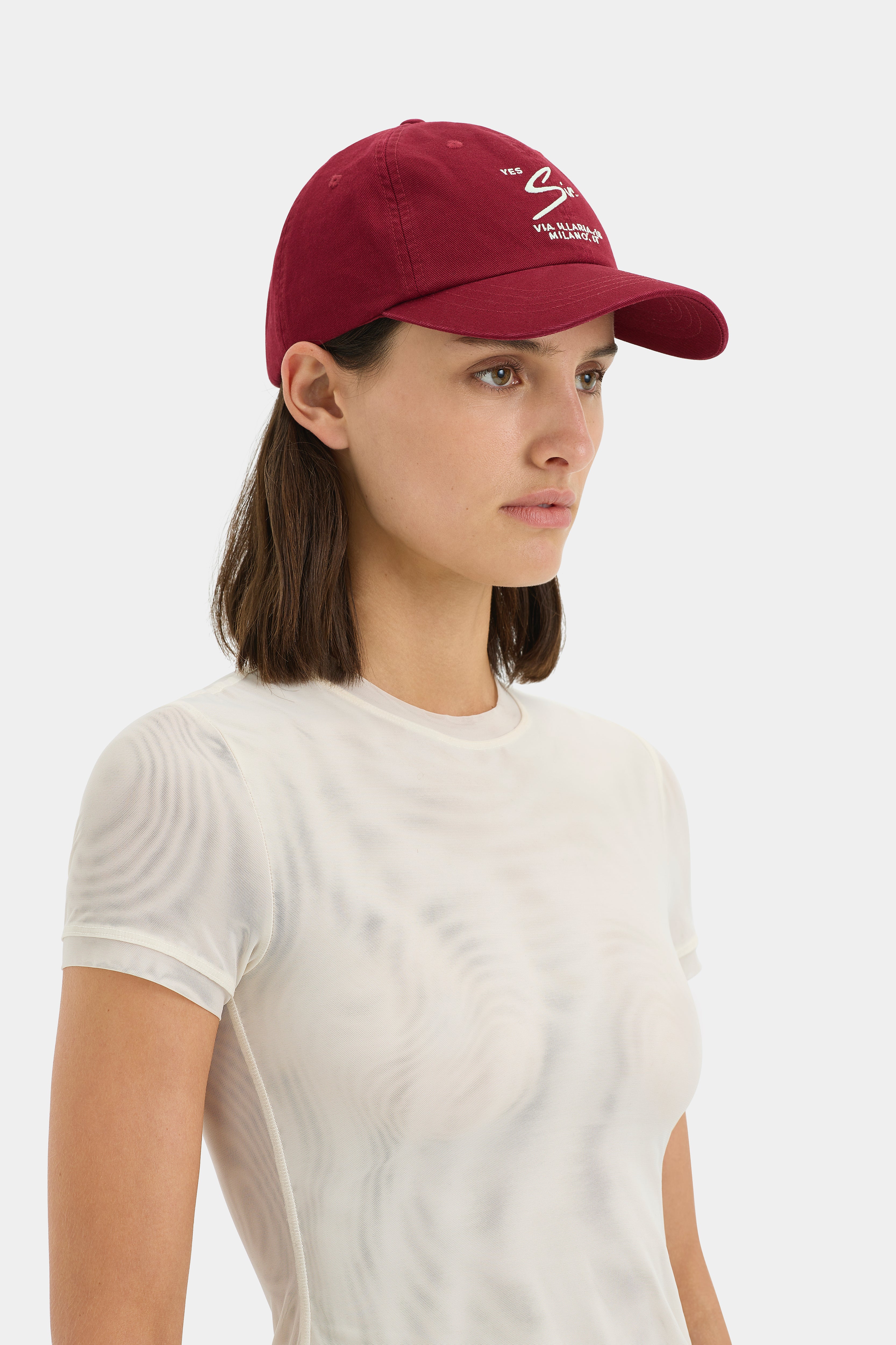 Premium Sir Milano Cap Plum - Stylish & Comfortable Men's Hat for Outdoor Activities, Travel & Casual Wear