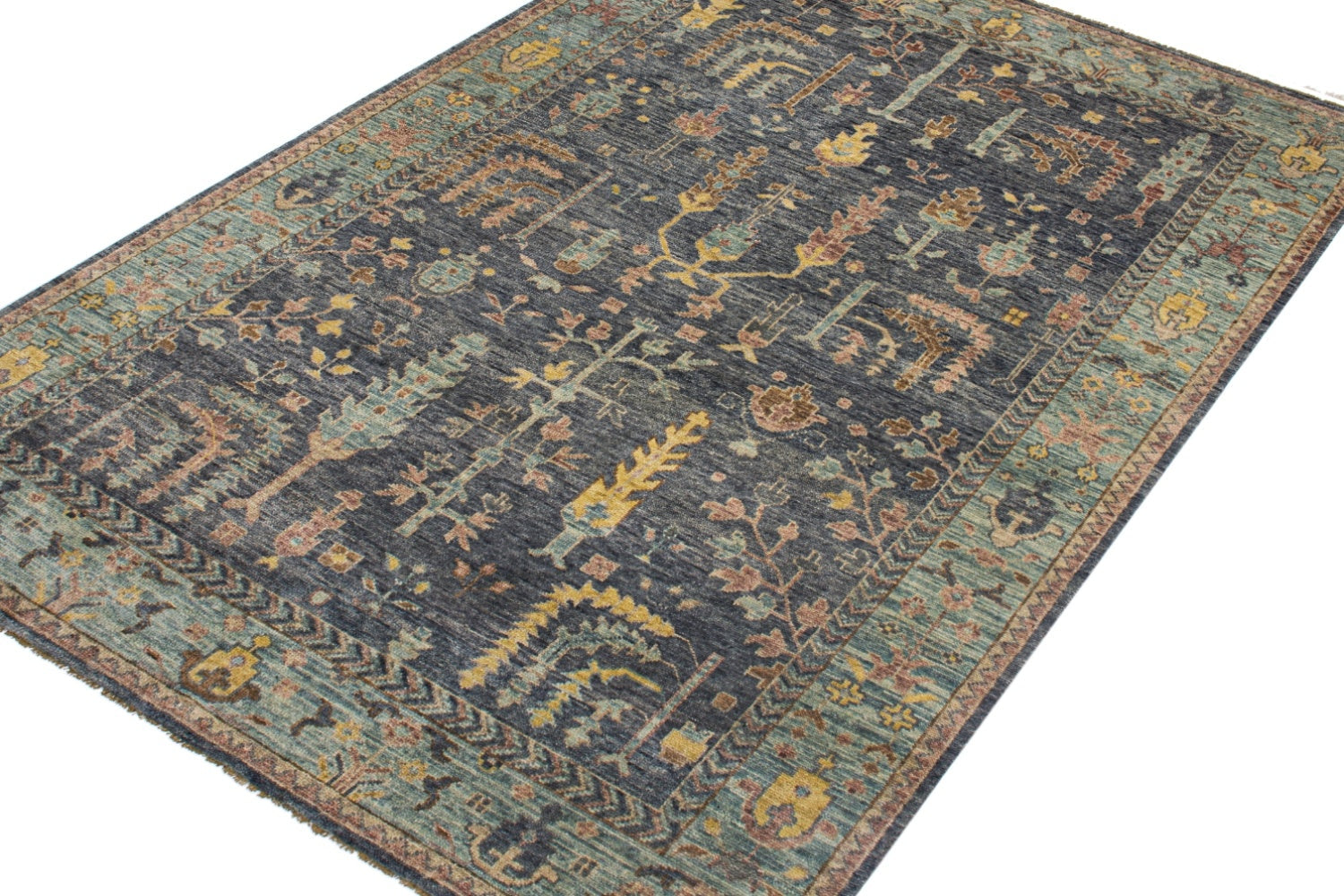 Handwoven Bakshaish Tribal Rug J72609 - Authentic Persian Vintage Carpet for Living Room, Bedroom & Home Decor