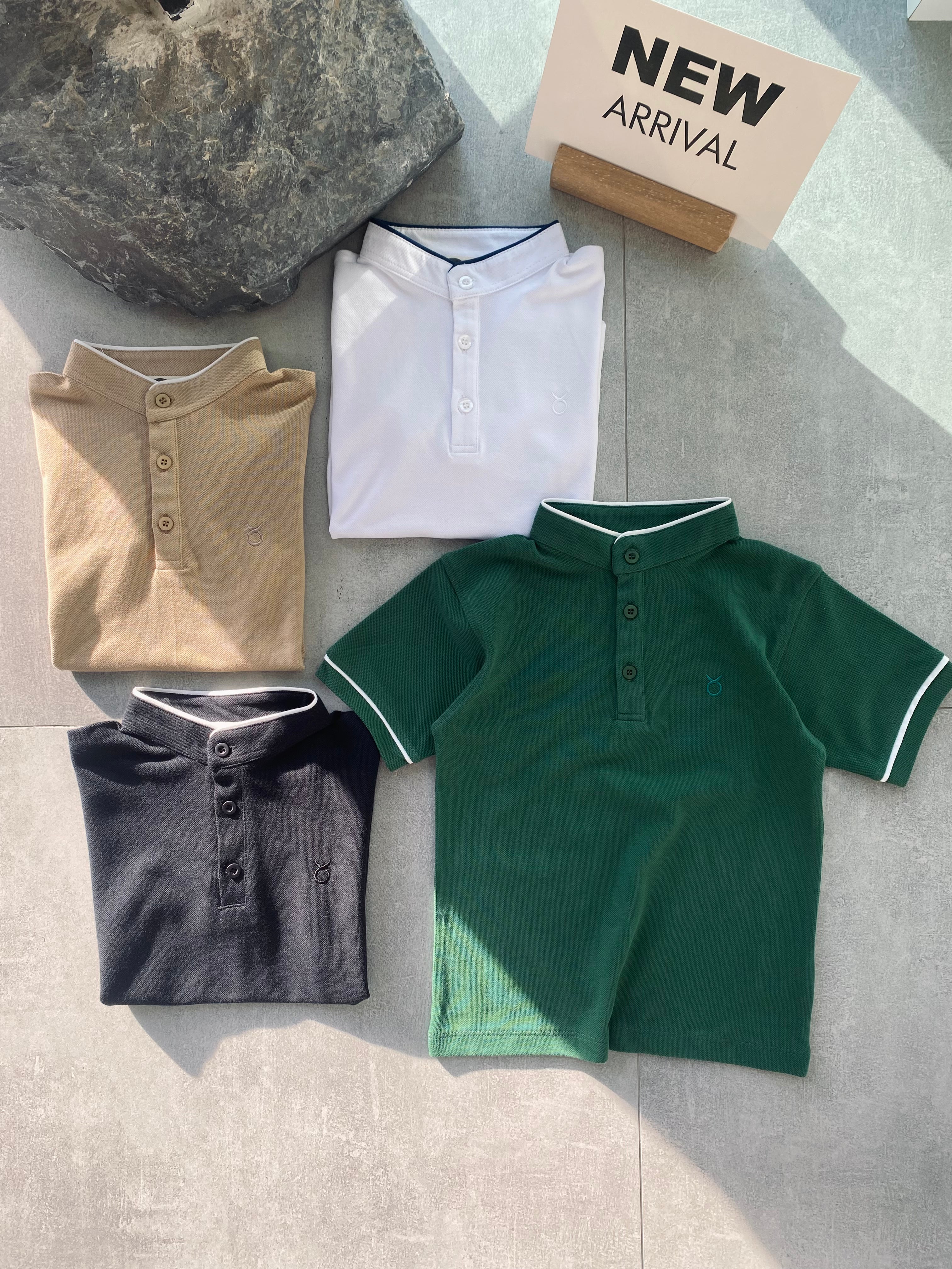 Genç Jude Yaka Tişört - Stylish Round Neck T-Shirt for Men & Women | Trendy Casual Wear for Everyday Outfits, Street Fashion, and Weekend Looks