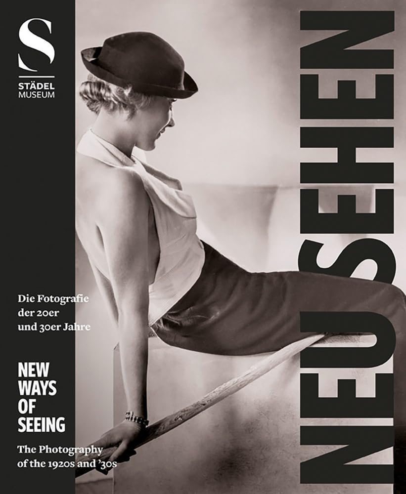 New Ways of Seeing: Vintage Photography of the 1920s and 1930s - Perfect for Art Collectors, History Enthusiasts, and Home Decor