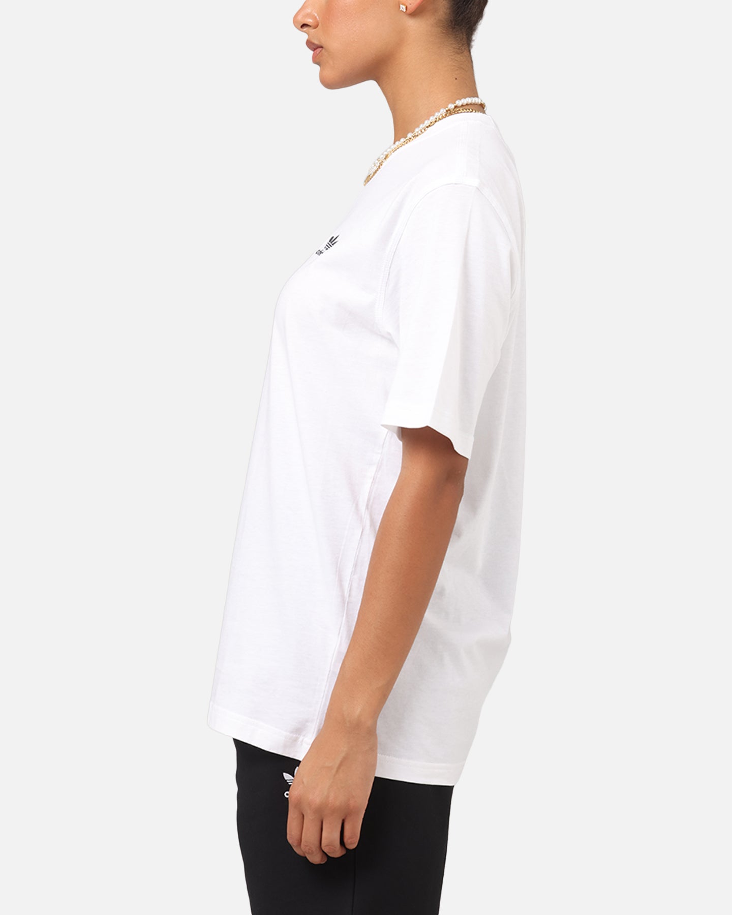 Adidas Essentials Men's White T-Shirt - Comfortable Cotton Crew Neck Tee for Casual Wear & Gym Workouts