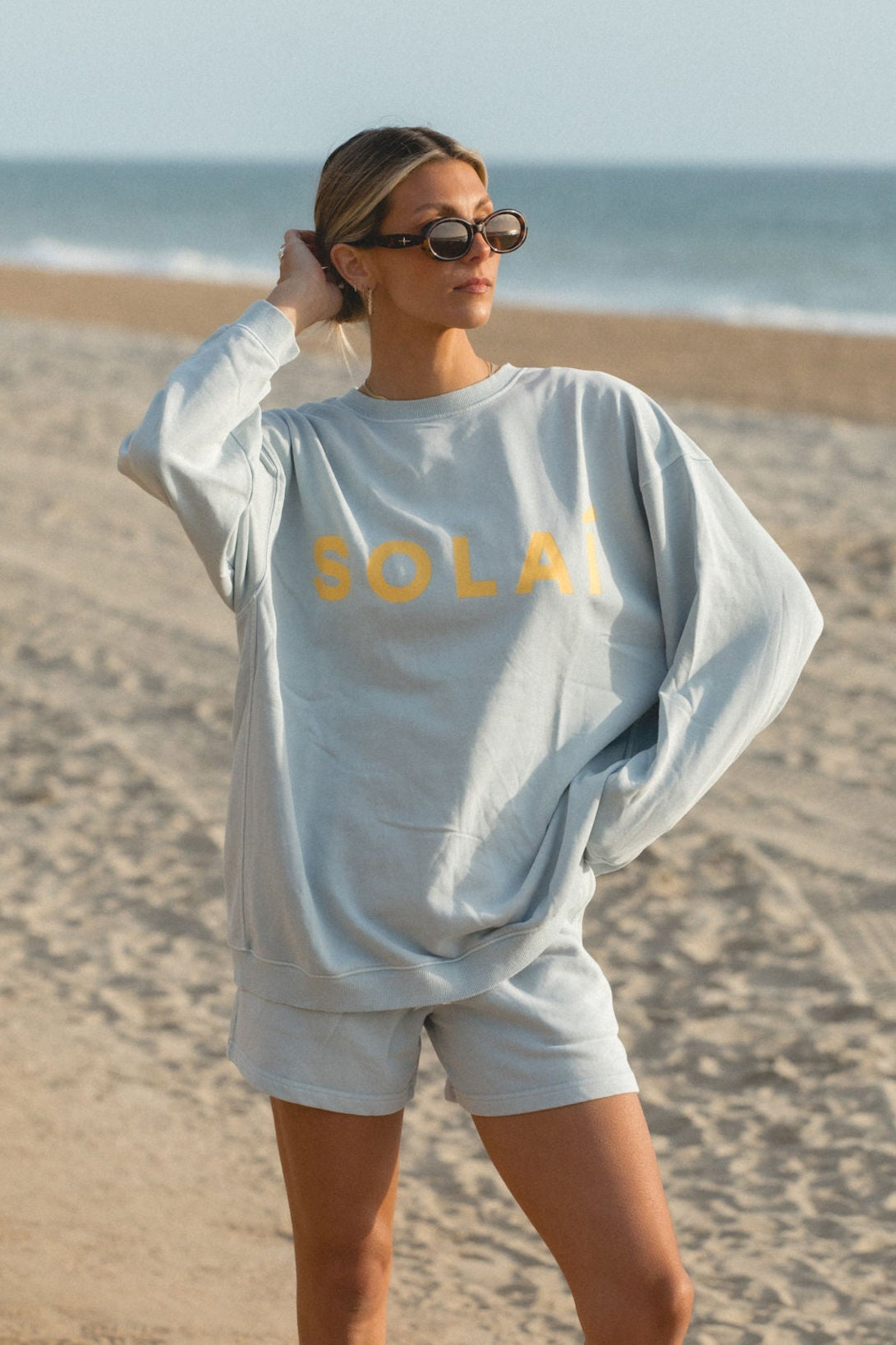 SOLAÍ Oversized Crew Neck Sweatshirt - Women's Casual Loose Fit Pullover for Comfort & Style | Perfect for Lounging, Travel & Everyday Wear