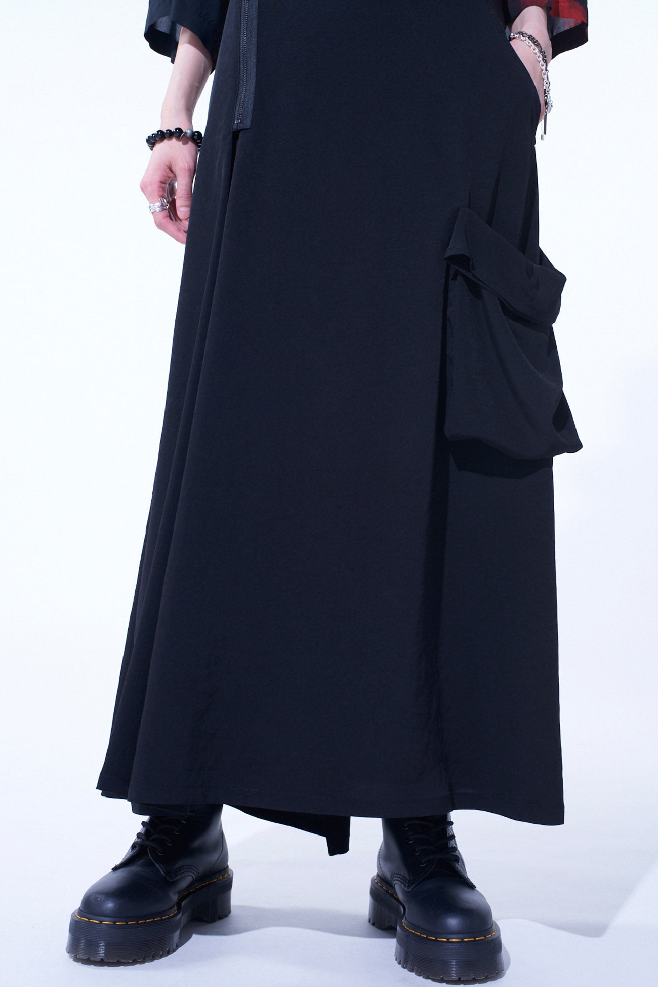 Elegant Crepe de Chine Pocket Skirt for Women - Stylish & Comfortable A-Line Skirt with Pockets - Perfect for Office, Casual Wear & Special Occasions