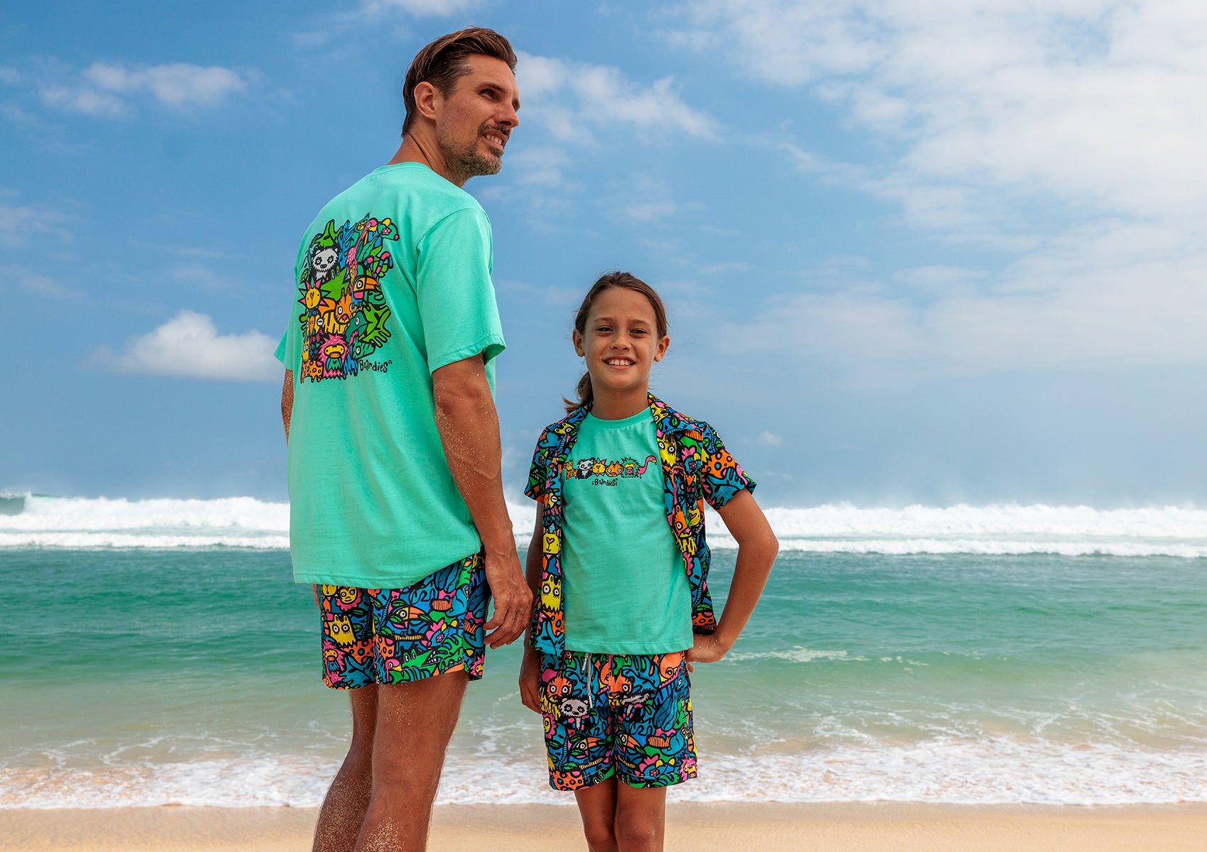 Stylish Munday Jungle Kids T-Shirt - Comfortable & Fun Graphic Tee for Boys & Girls - Perfect for Outdoor Adventures & Casual Wear