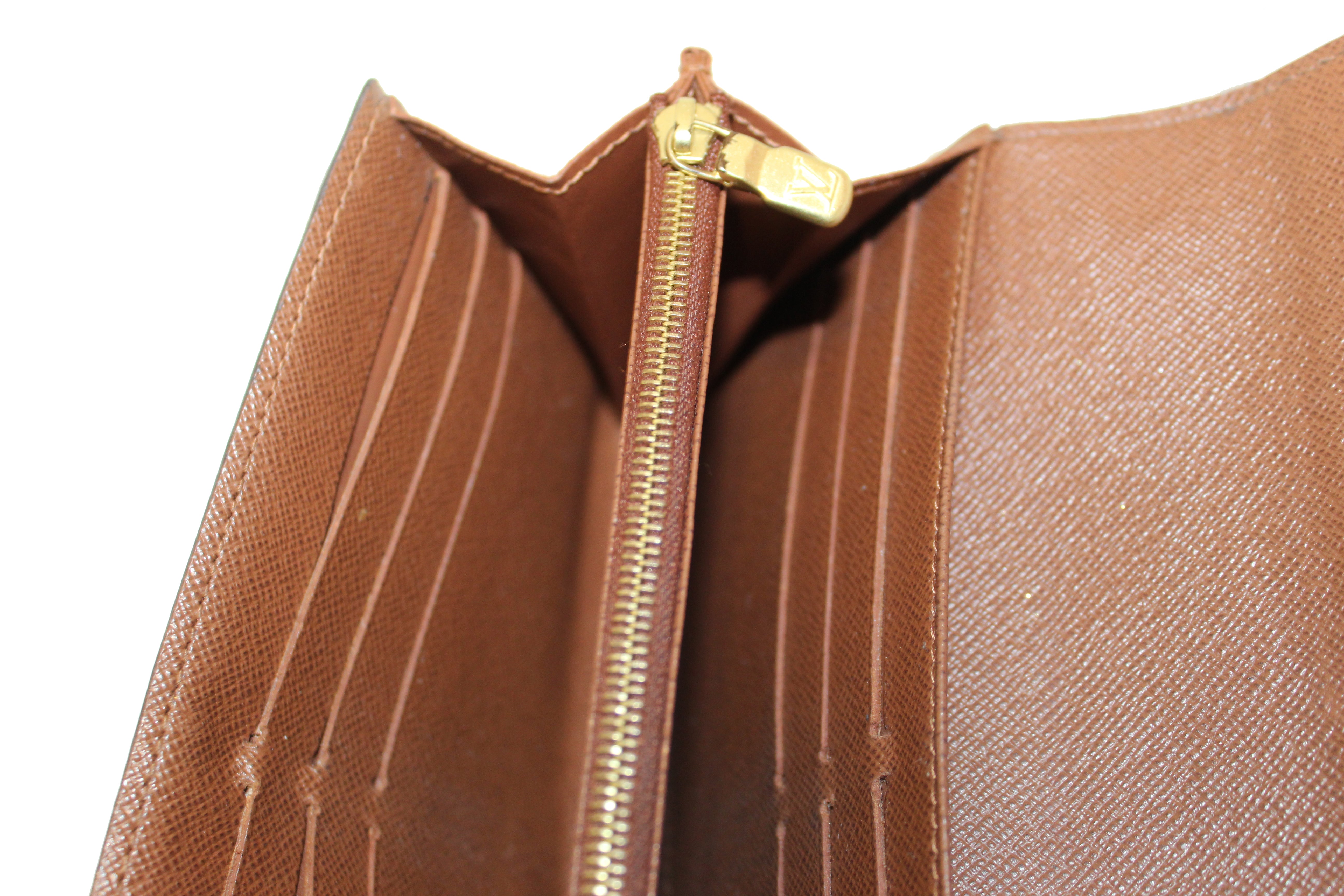 Authentic Louis Vuitton Monogram Canvas Sarah Wallet - Luxury Women's Zip Around Wallet for Credit Cards & Cash - Perfect for Everyday Use, Travel & Gifts