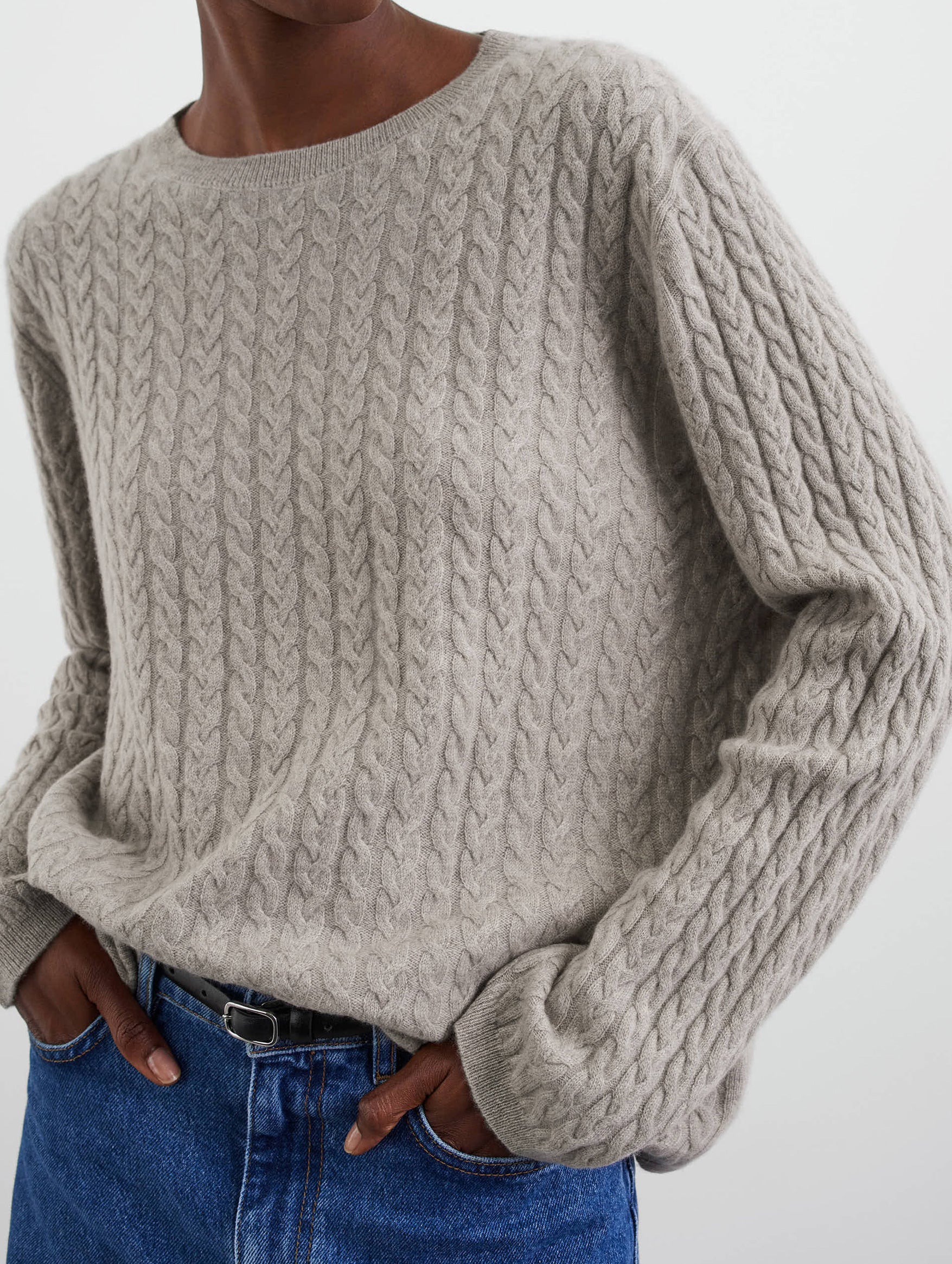 Oversized Cable Knit Cashmere Sweater in Greige - Soft & Cozy Winter Pullover for Women | Perfect for Casual Outfits, Office Wear & Holiday Gatherings