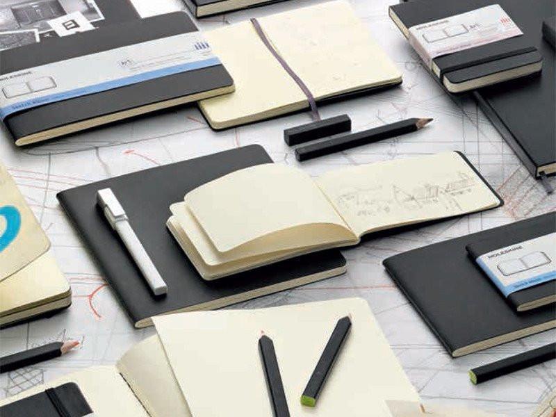 Premium Moleskine Sketchbook - Large Blank Notebook for Artists, Drawing & Sketching - Hardcover Black - Perfect for Travel, Studio & Creative Projects