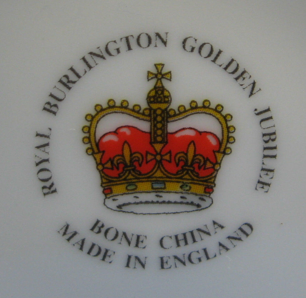 Queen Elizabeth II Golden Jubilee 50th Anniversary Commemorative Mug - 2002 Loving Cup for Royal Collectors & British Monarchy Fans | Perfect for Tea, Coffee & Display