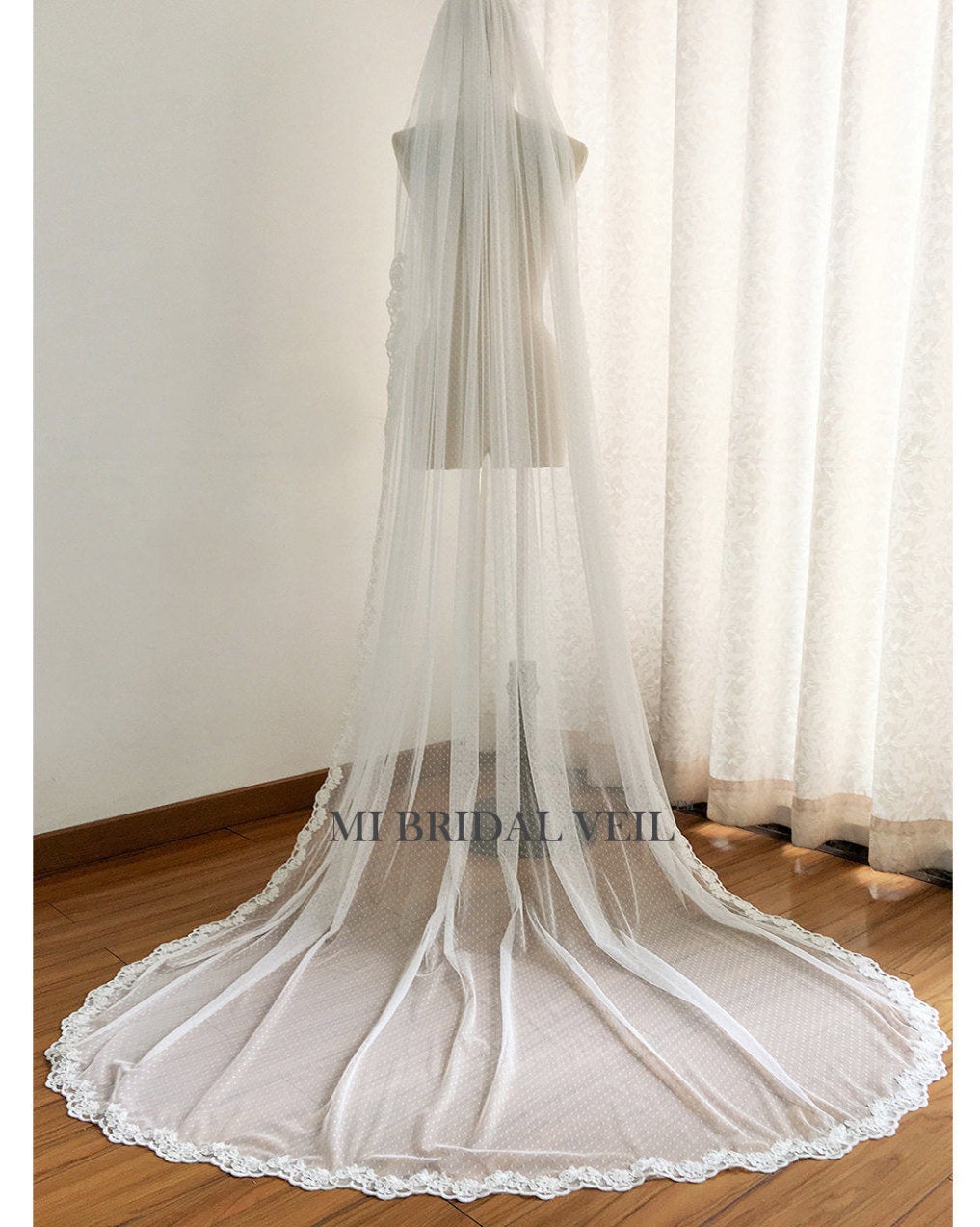 Elegant Polka Dot Tulle Wedding Veil with Chapel Length Lace Trim - Elbow Length Bridal Veil for Romantic Weddings, Church Ceremonies & Vintage Style Bridal Looks
