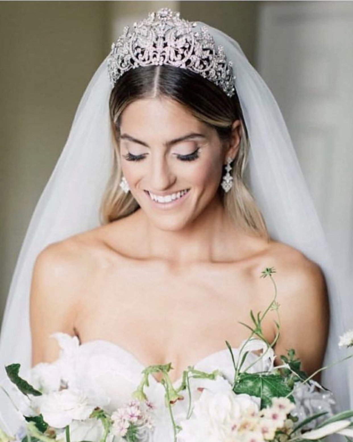 CALISTA Swarovski Crystal Bridal Tiara - Elegant Wedding Headpiece for Brides, Perfect for Bridal Showers, Weddings & Special Occasions