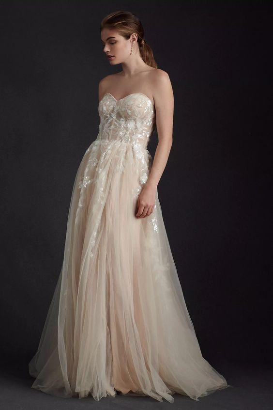 Wtoo Austin Gown - Elegant Wedding Dress with Lace Details | Perfect for Bridal Ceremonies, Formal Events & Special Occasions