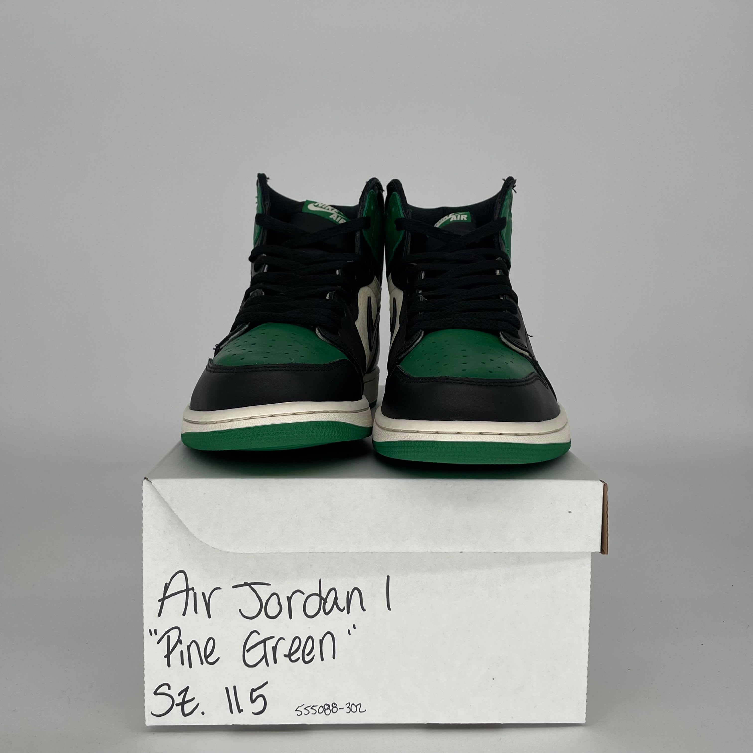 AIR JORDAN 1 Retro High OG Pine Green Basketball Shoes Men's Size 11.5 (555088-302) - Perfect for Sneaker Collectors & Streetwear Fashion