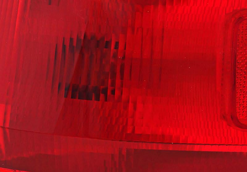 Honda Odyssey Tail Lights Lamps Set - Compatible with 2002 2003 2004 Models - Driver & Passenger Side Replacement - Enhance Safety & Style for Night Driving