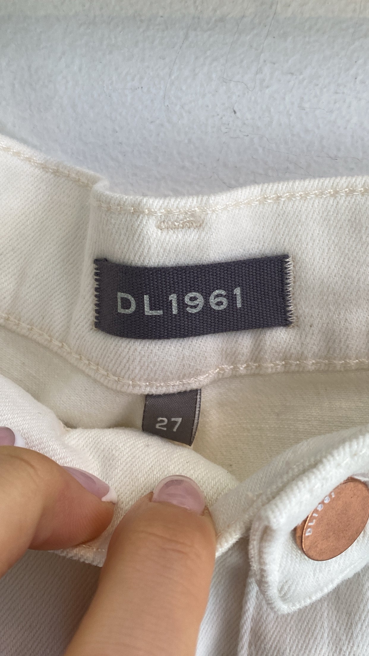 DL 1961 Women's White Wide Leg Denim Jeans - High Waisted Stretch Comfort for Casual Wear & Office Outfits
