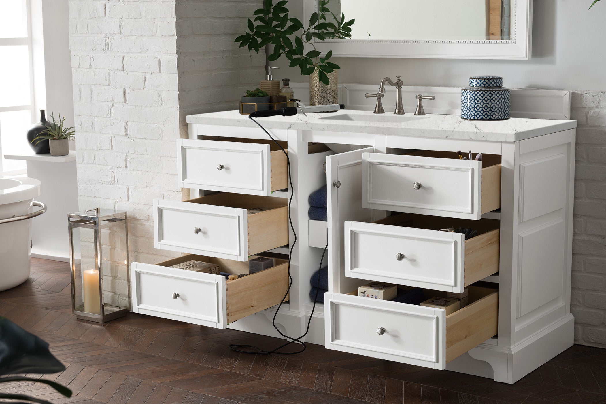 De Soto 60 Inch Single Bathroom Vanity Set with 3CM Eternal Jasmine Pearl Quartz Top in Bright White - Perfect for Modern Master Bathrooms and Powder Rooms