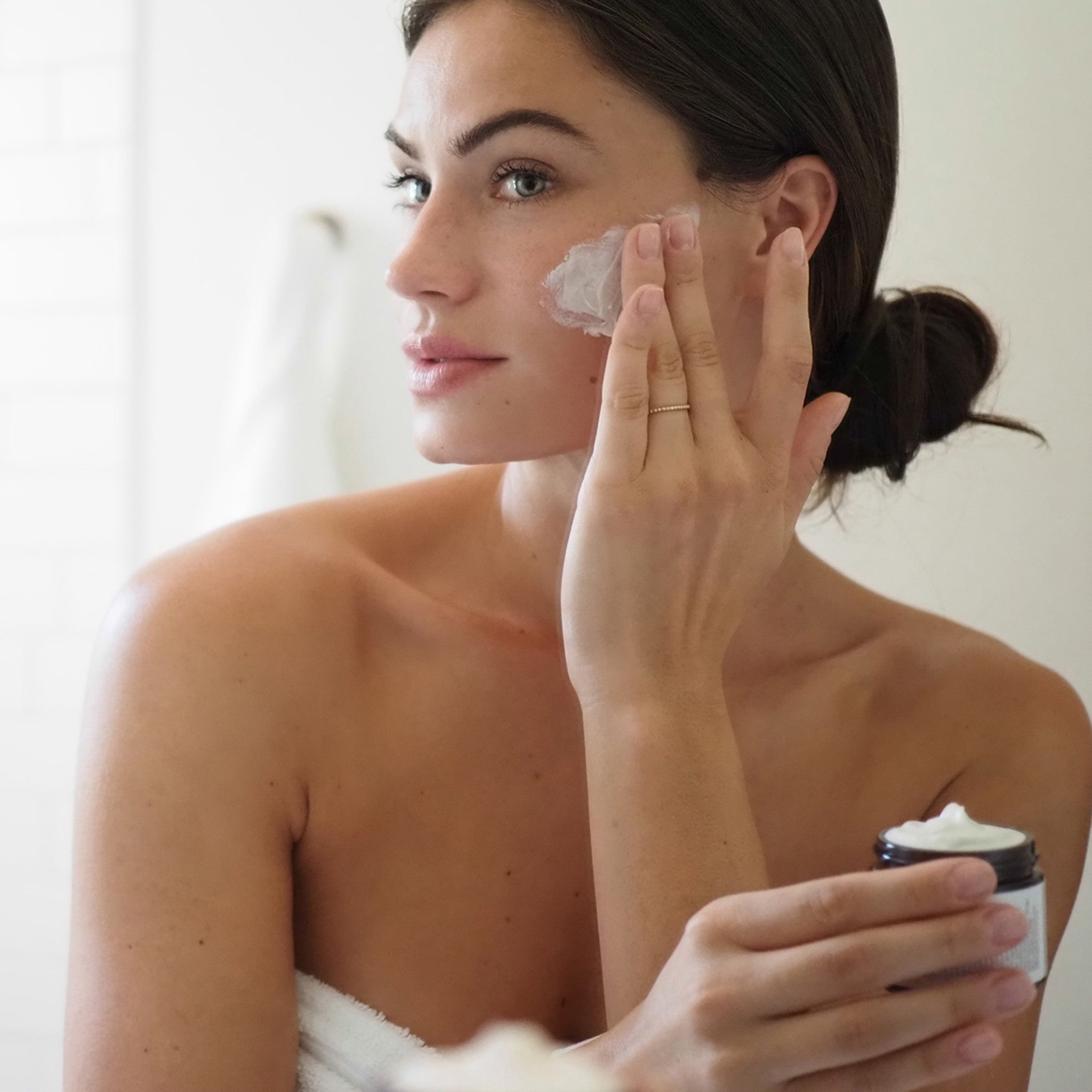 Tammy Fender Epi Peel - Organic Exfoliating Facial Treatment for Glowing Skin | At-Home Spa & Pre-Event Skincare Routine