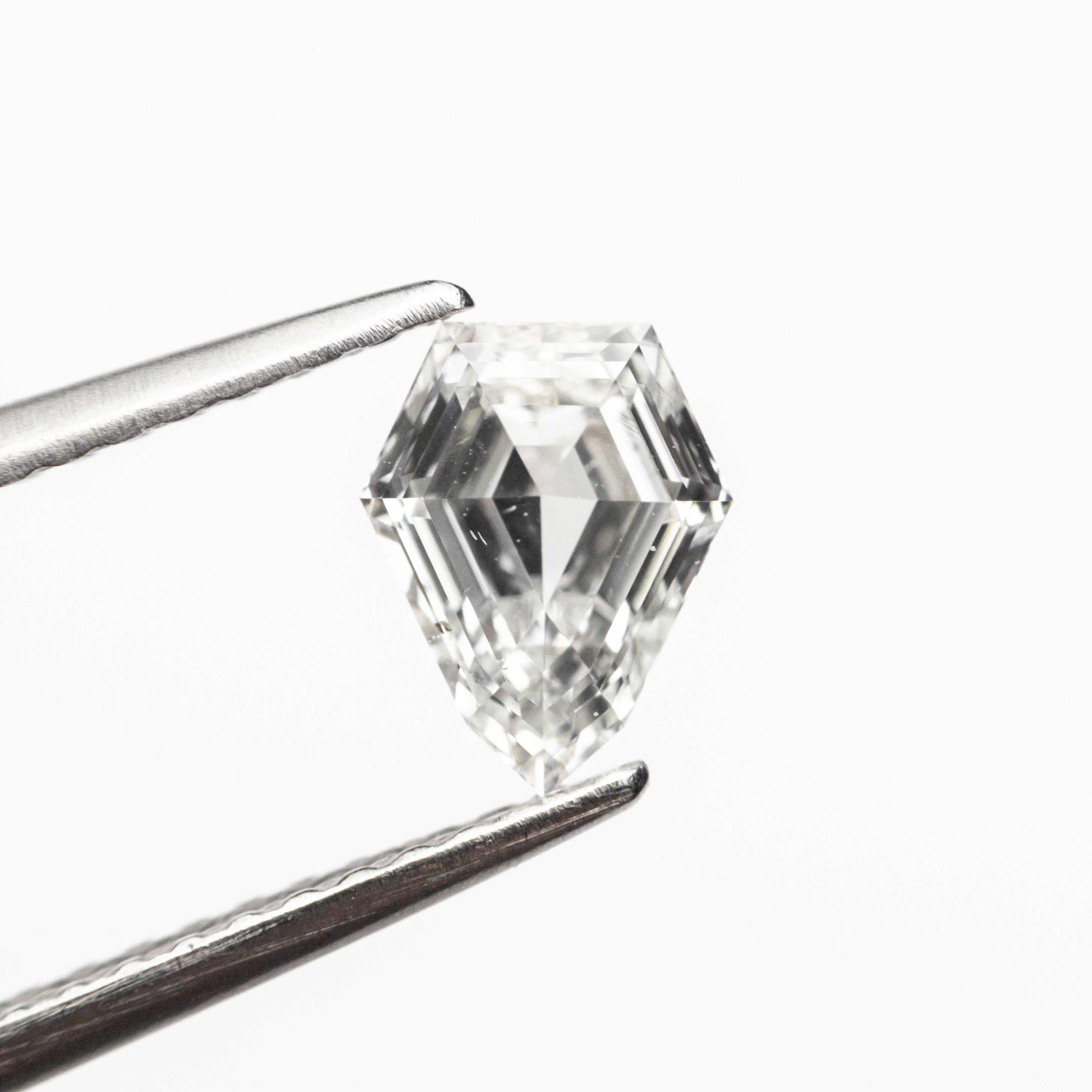 0.70ct 6.85x5.38x2.80mm SI1 G Shield Step Cut Diamond - Elegant Engagement Ring Center Stone for Wedding & Anniversary Jewelry