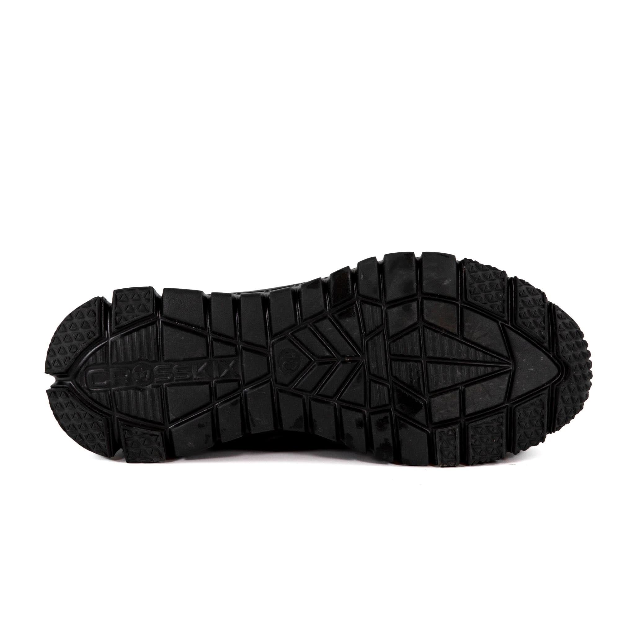 APX Closed Toe Lace Up Water Shoes for Big Kids - Quick-Dry Aqua Socks for Boys & Girls - Perfect for Swimming, Beach, Pool & Water Sports Activities