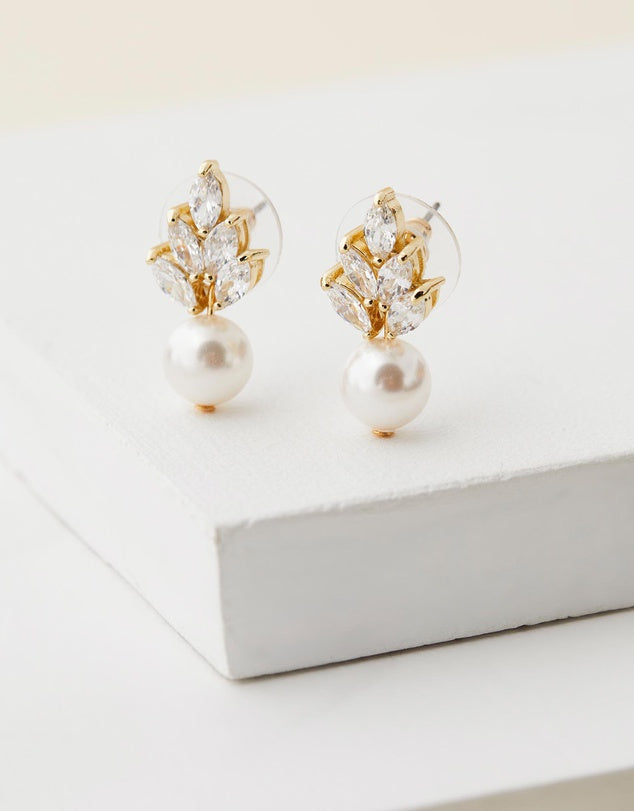 Bocheron Pearl Earrings for Women - Elegant Freshwater Pearl Stud Earrings with Sterling Silver, Perfect Gift for Birthday, Anniversary & Wedding (Great for Daily Wear, Office & Special Occasions)