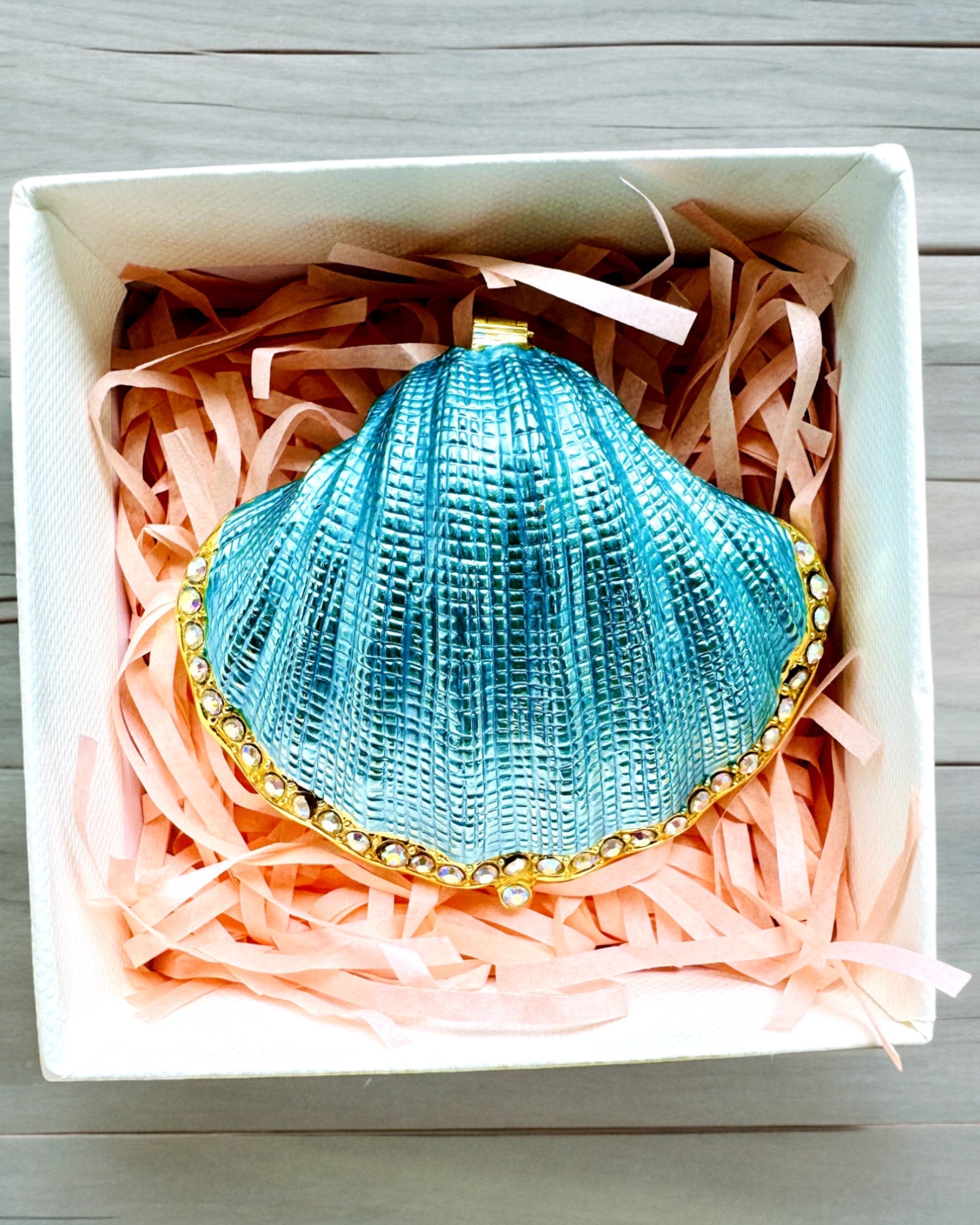 Personalized Shell Jewelry Box with Custom Engraving - Treasure of Memories Keepsake Gift for Women, Perfect for Beach Weddings, Anniversary Presents & Home Decor