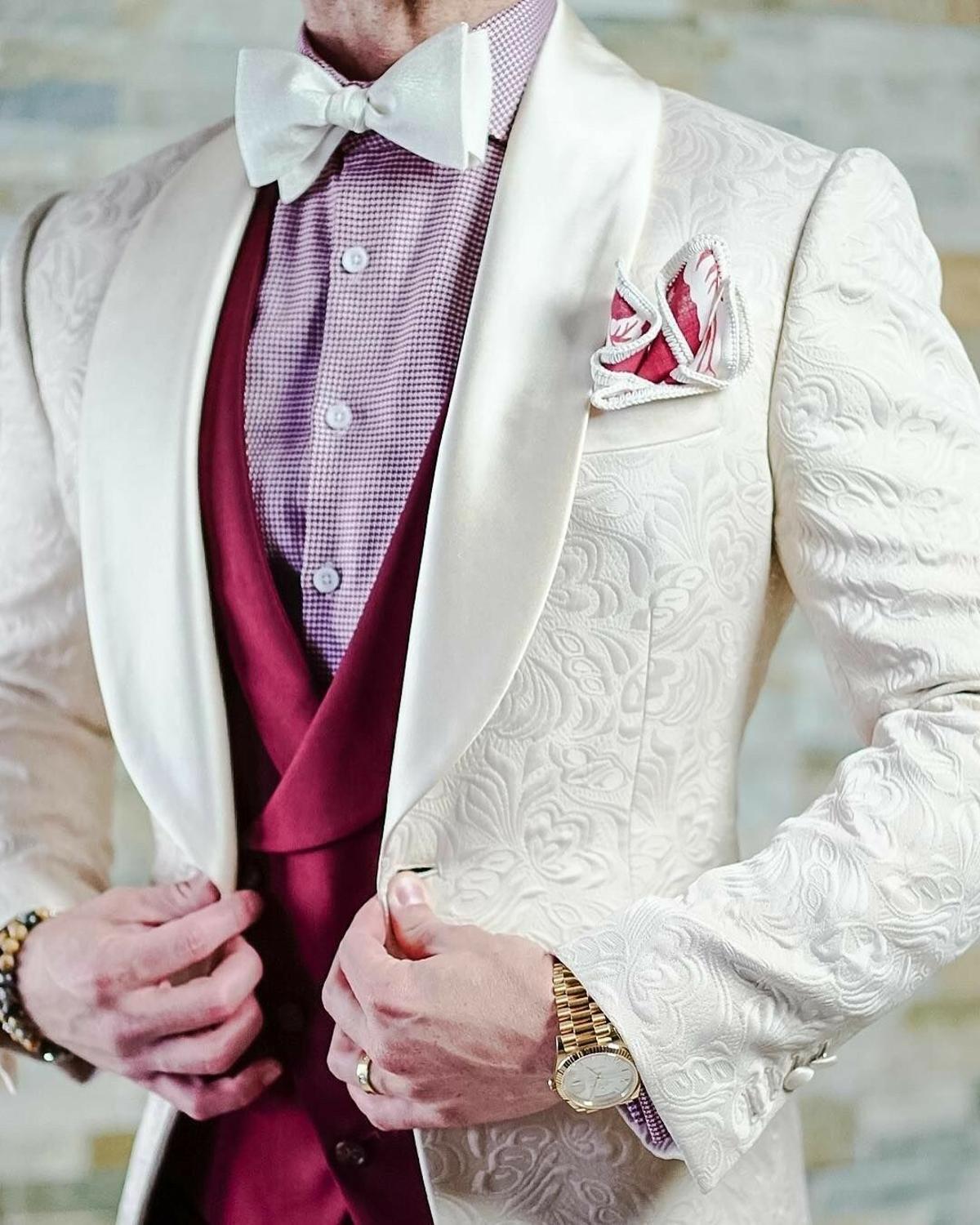 Elegant Ivory Wedding Tuxedo Suit 3-Piece Set for Groom - Classic Pattern Formal Attire | Perfect for Weddings, Prom, Black Tie Events & Special Occasions