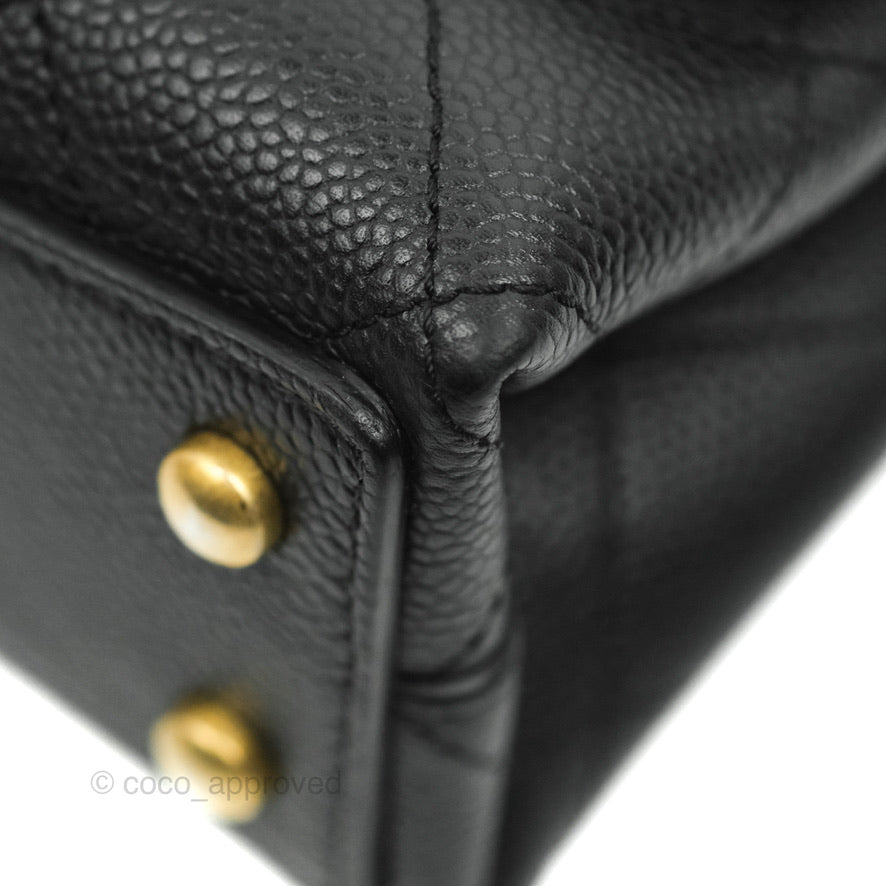 Chanel Chic Affinity Small Grained Calfskin Crossbody Bag in Black with Aged Gold Hardware - Perfect for Everyday Luxury & Evening Events