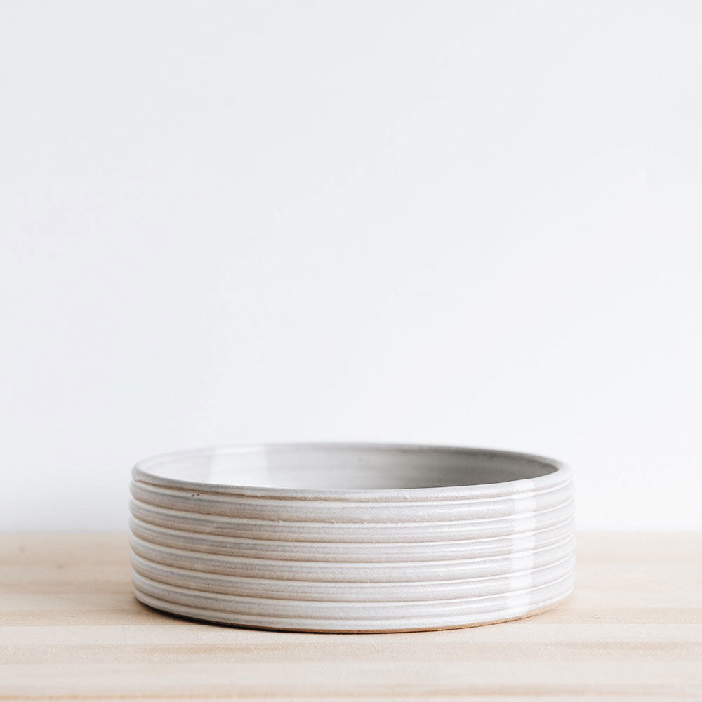 Premium Ceramic Serving Bowl Set of 8 - Elegant Dinnerware for Entertaining, Family Meals & Special Occasions - Microwave & Dishwasher Safe - White Porcelain Bowls for Soup, Salad, Pasta & More