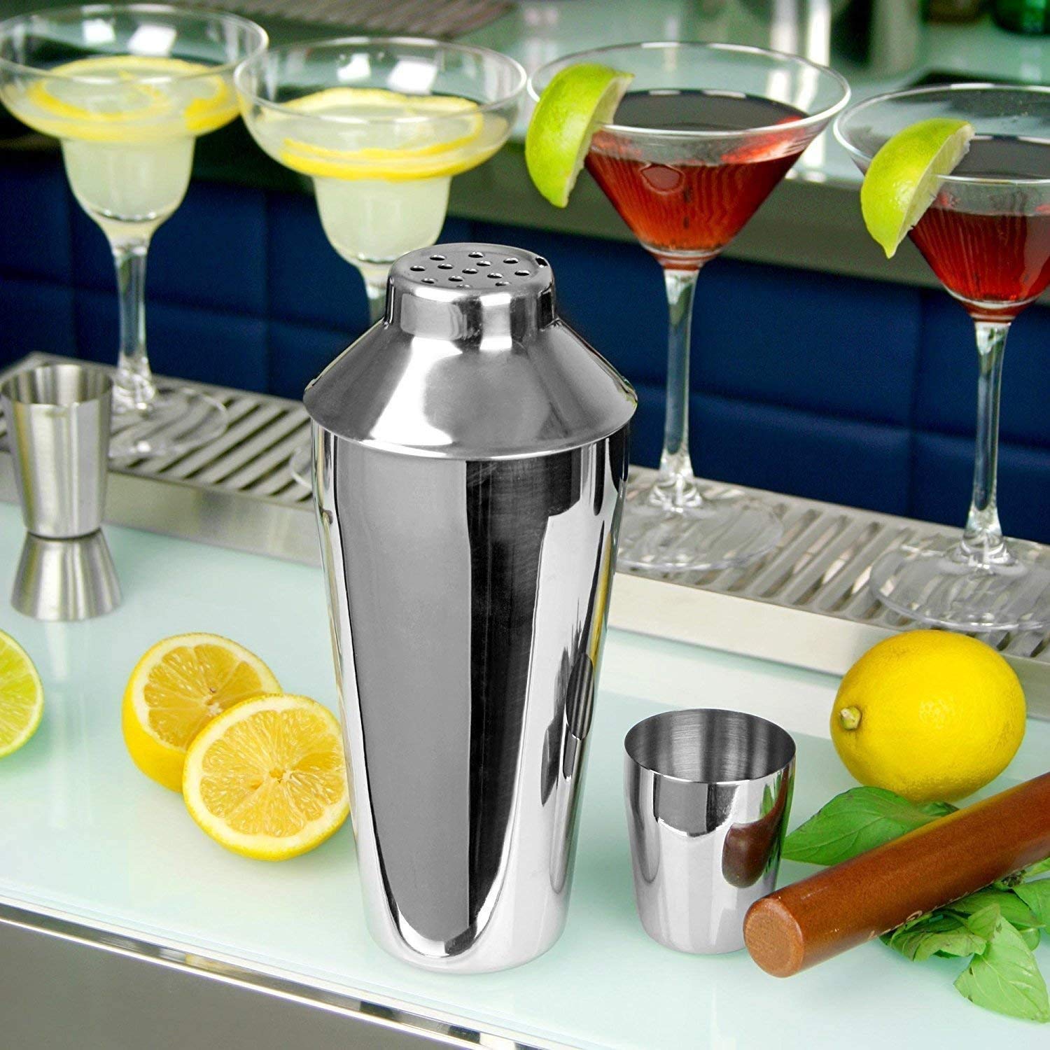 Premium Stainless Steel Cocktail Shaker Set - 500ml (17oz) Martini & Drink Mixer with Built-in Strainer - Perfect for Home Bars, Parties & Professional Bartending