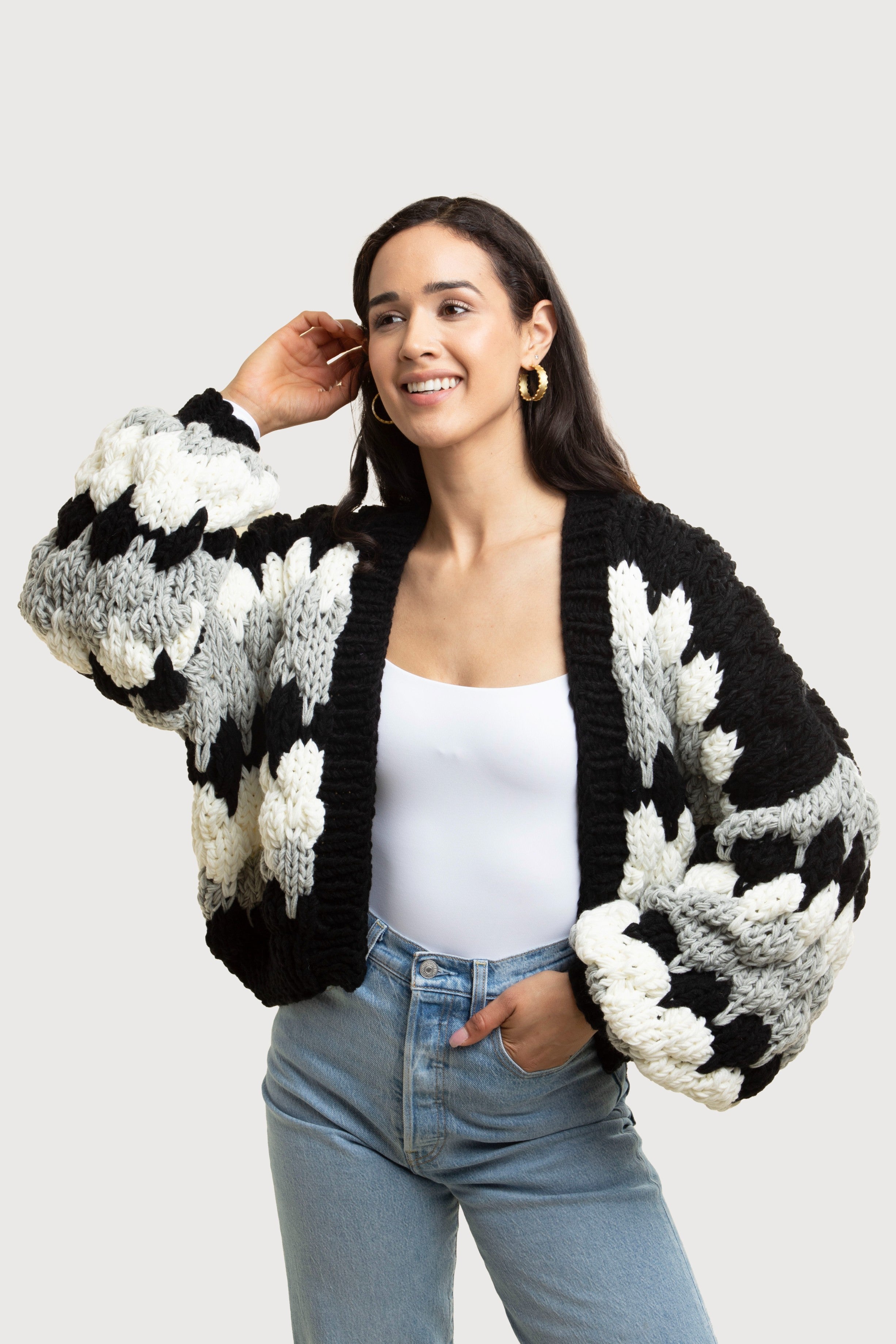 Chunky Knit Cropped Cardigan for Women - Cozy Oversized Sweater for Fall & Winter - Perfect for Layering, Casual Outfits, and Coffee Dates