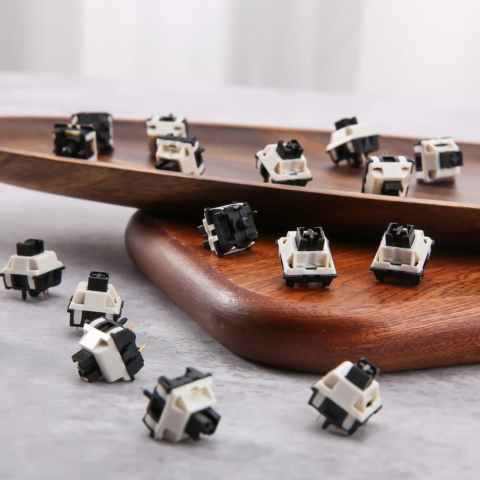 YUNZII Panda Switch - Mechanical Keyboard Switches for Gaming & Typing | Smooth Linear Feel | Compatible with DIY Keyboards | Perfect for Gamers, Programmers & Office Work