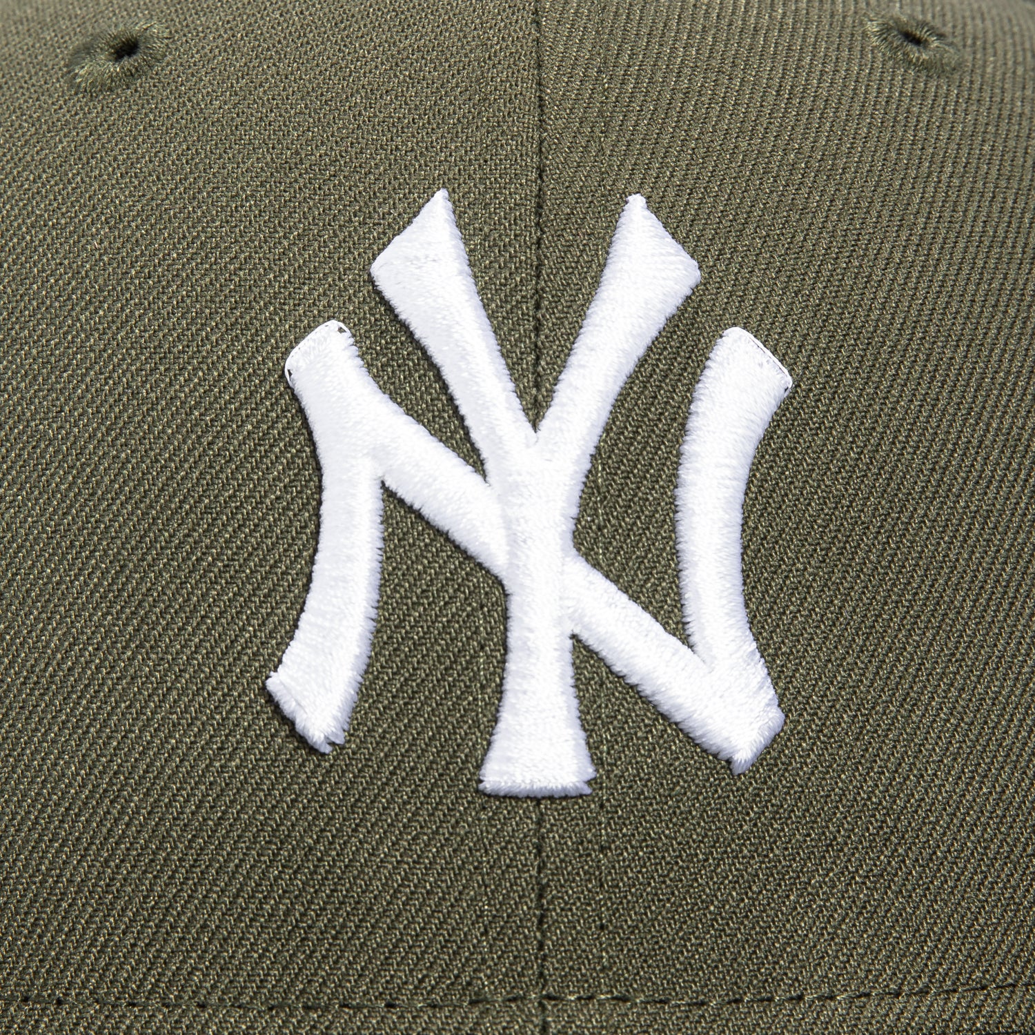 New Era 59Fifty New York Yankees 1998 World Series Patch Snapback Hat - Olive & Black Colorway - Perfect for Baseball Games, Fan Collections, and Streetwear Fashion