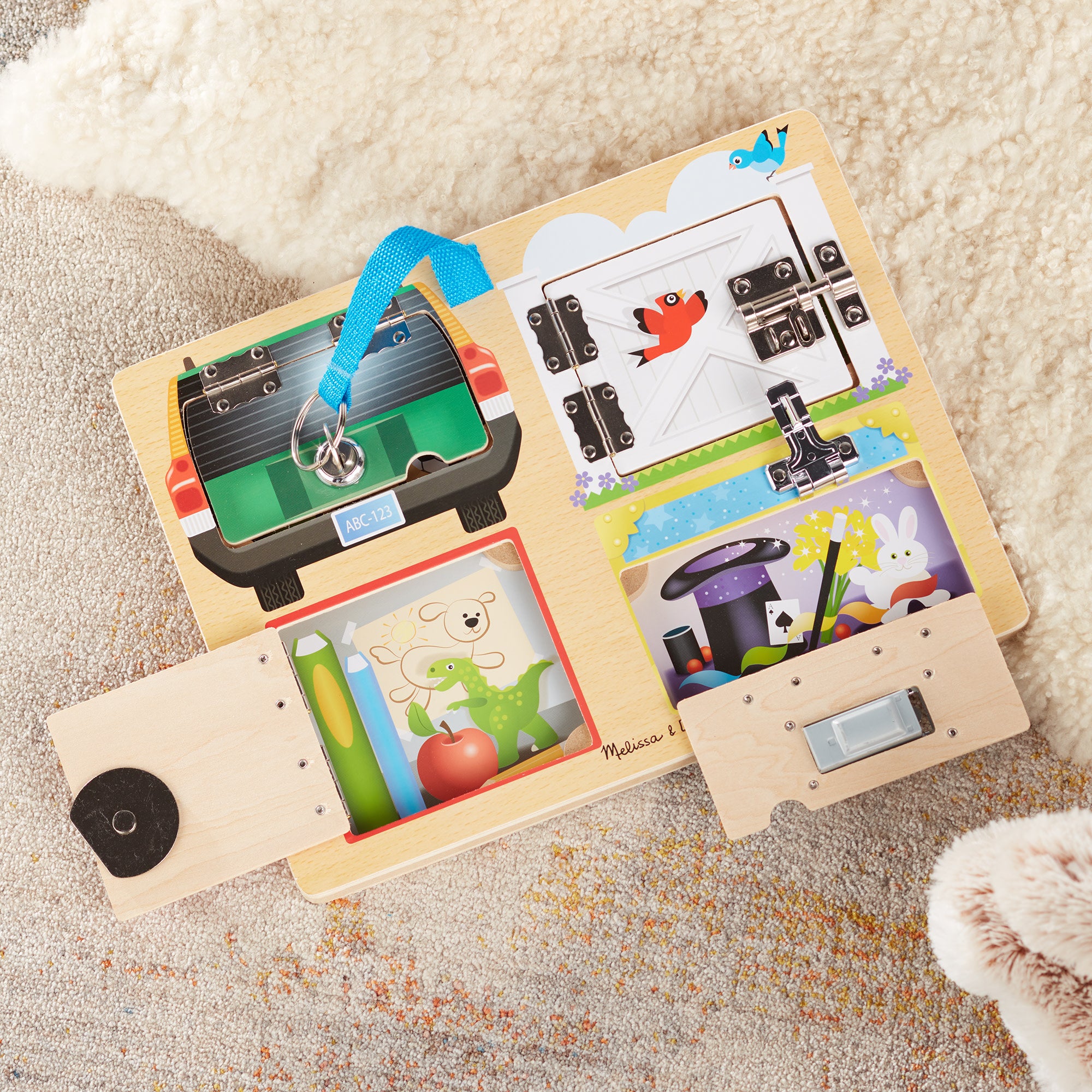 Wooden Locks and Latches Board - Montessori Learning Toy for Toddlers - Fine Motor Skills Development - Perfect for Preschool & Home Education
