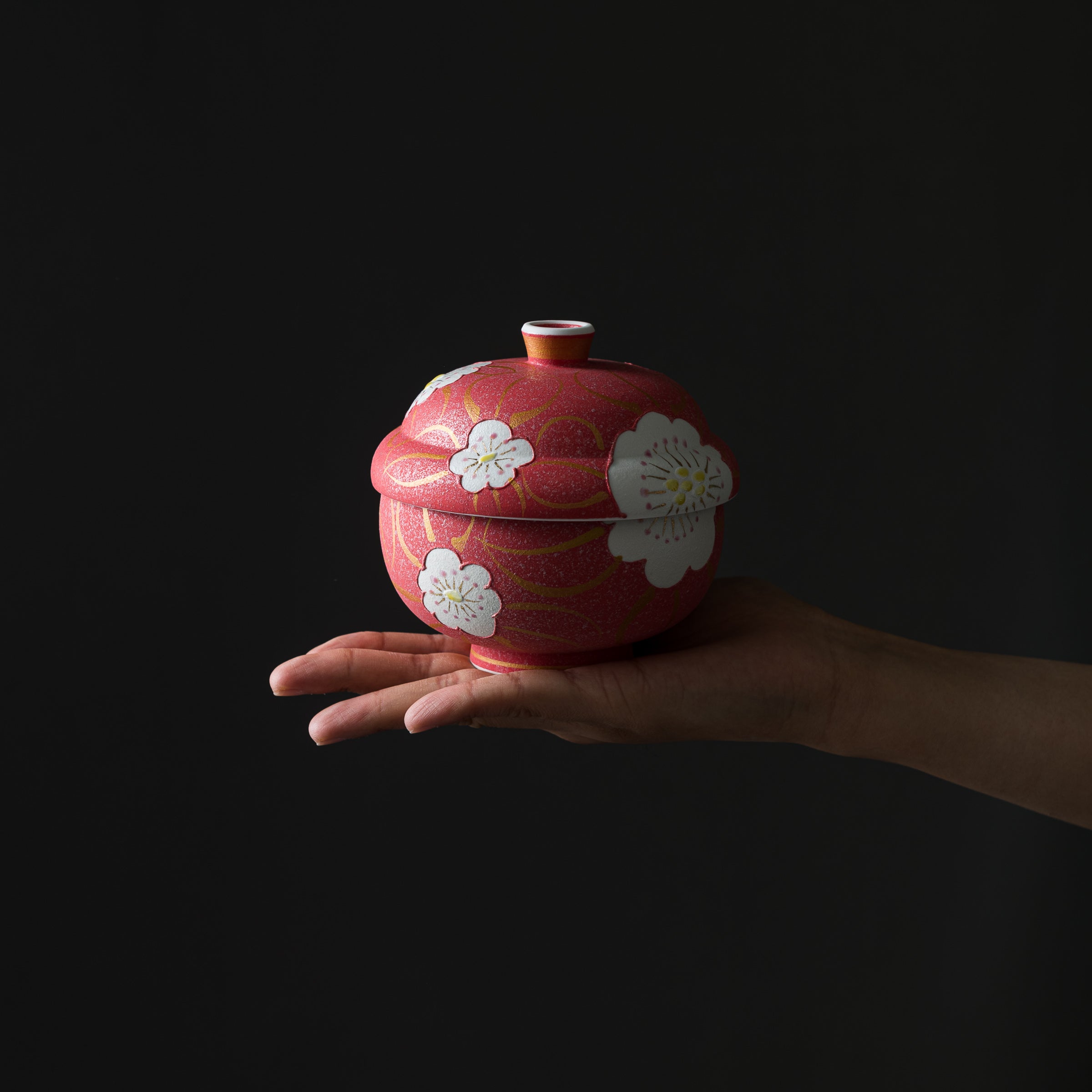Bell-Shaped Chawanmushi Bowl - Traditional Japanese Steamed Egg Custard Dish for Home Dining & Tea Ceremony | Perfect for Authentic Japanese Cuisine & Gift Giving