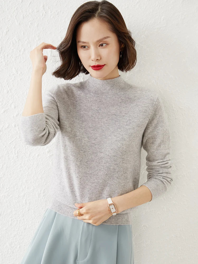 Warm Long Sleeve Pullover Sweater for Women - Cozy Knitwear for Fall & Winter - Perfect for Casual Outfits and Layering