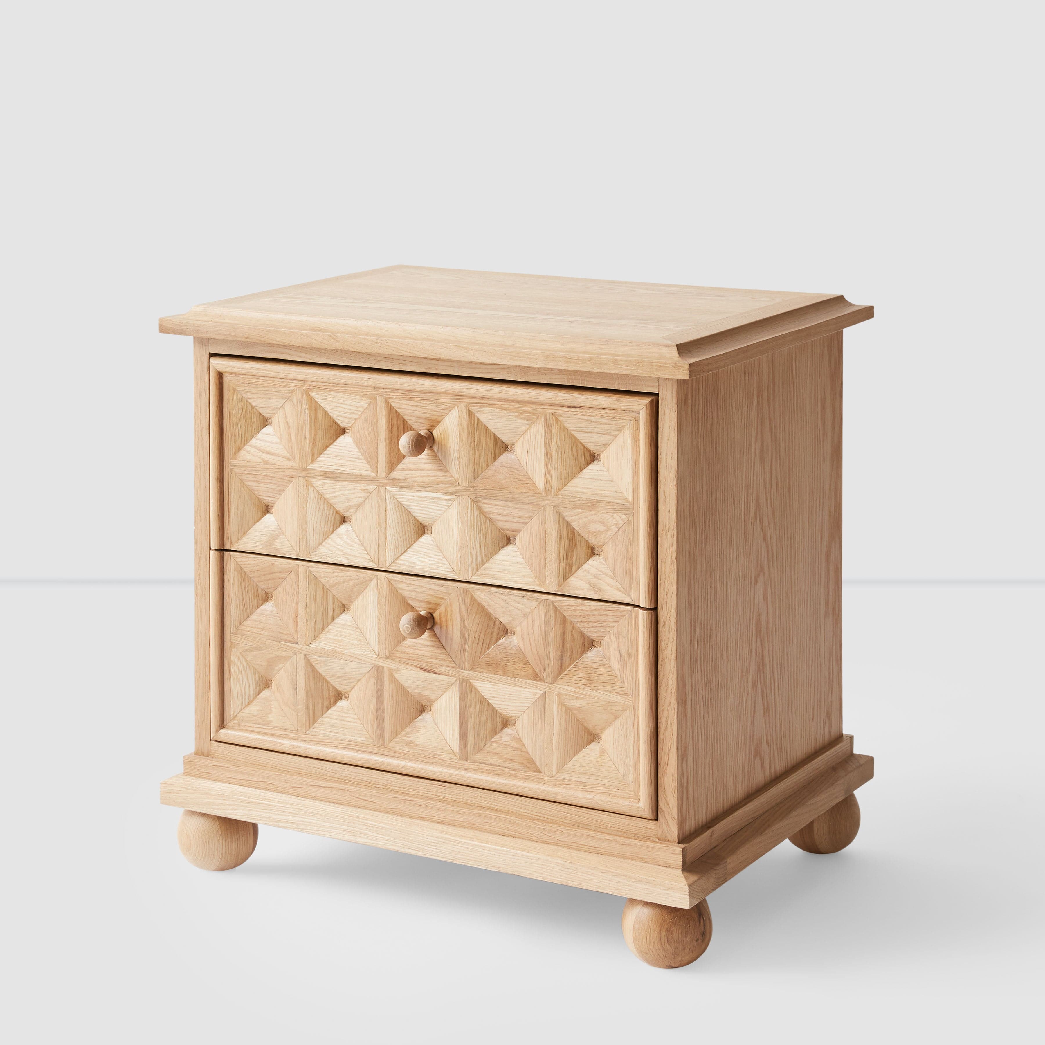 Modern Nightstand with USB Ports - Stylish Bedside Table for Bedroom, Living Room, or Office - Perfect for Charging Devices and Storage