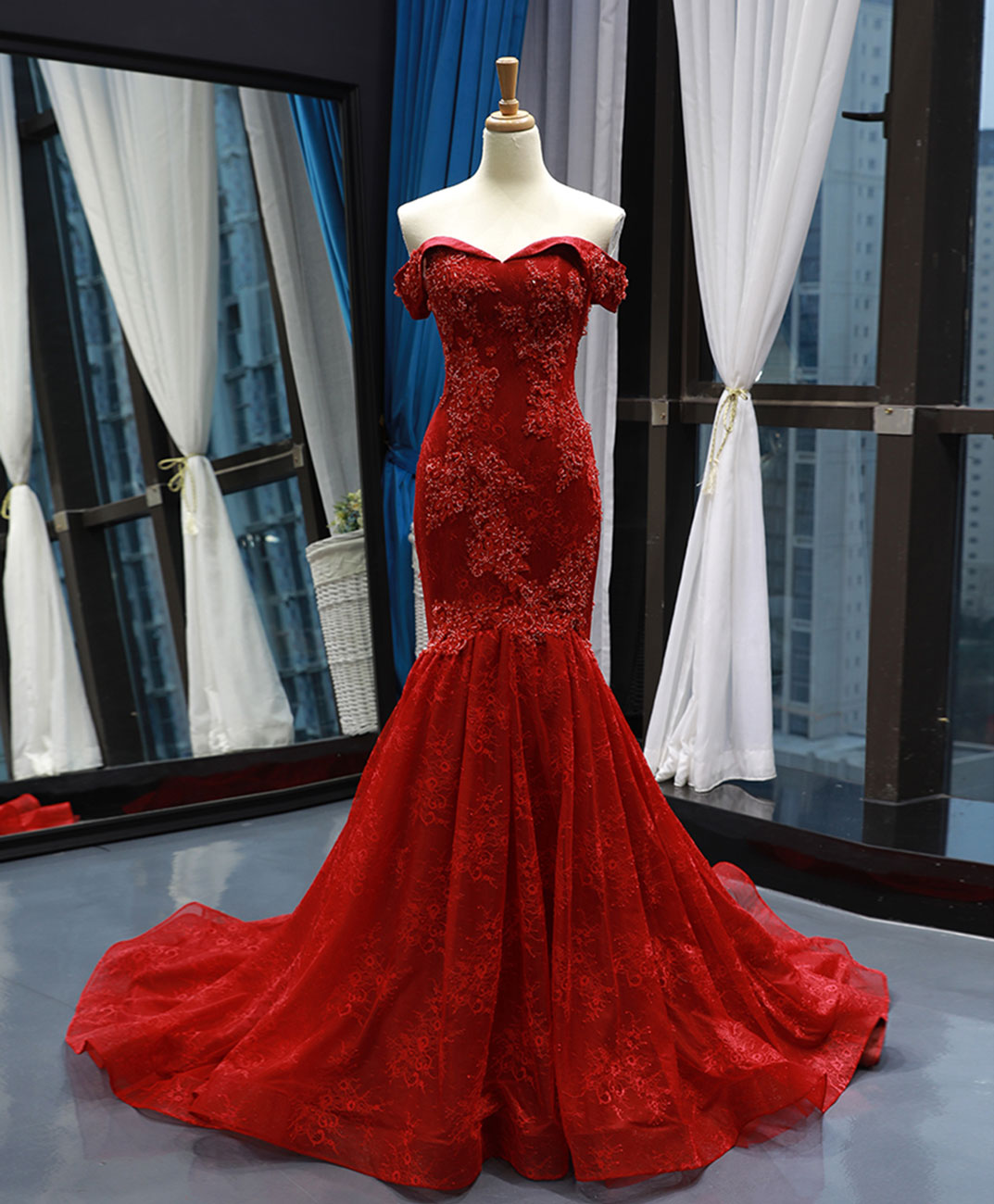 Elegant Burgundy Off Shoulder Tulle Lace Mermaid Long Prom Dress for Women - Formal Evening Gown for Homecoming, Wedding, Party & Special Occasions
