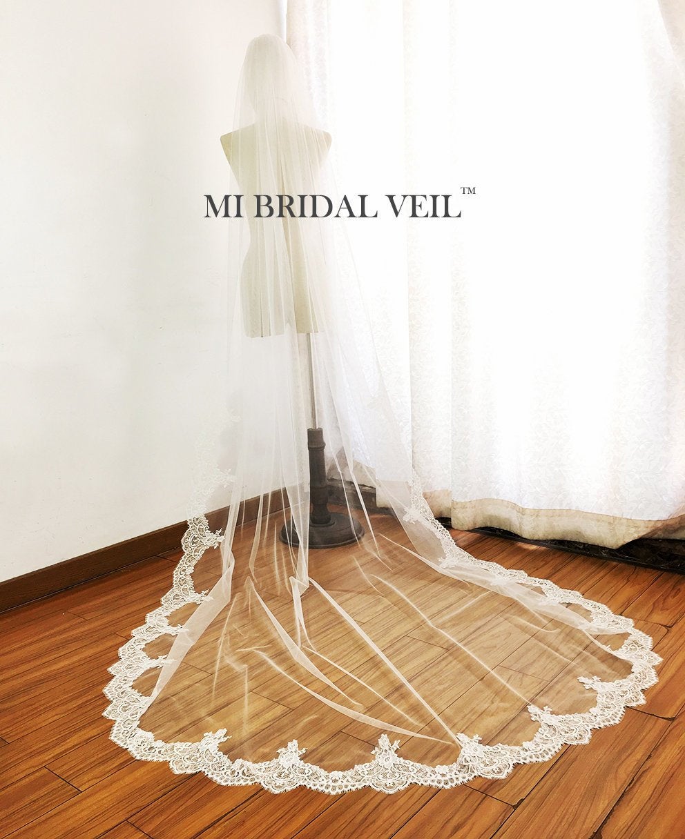 Elegant Cathedral Lace Wedding Veil with Chantilly Lace Trim - Perfect for Bridal Dresses and Formal Weddings