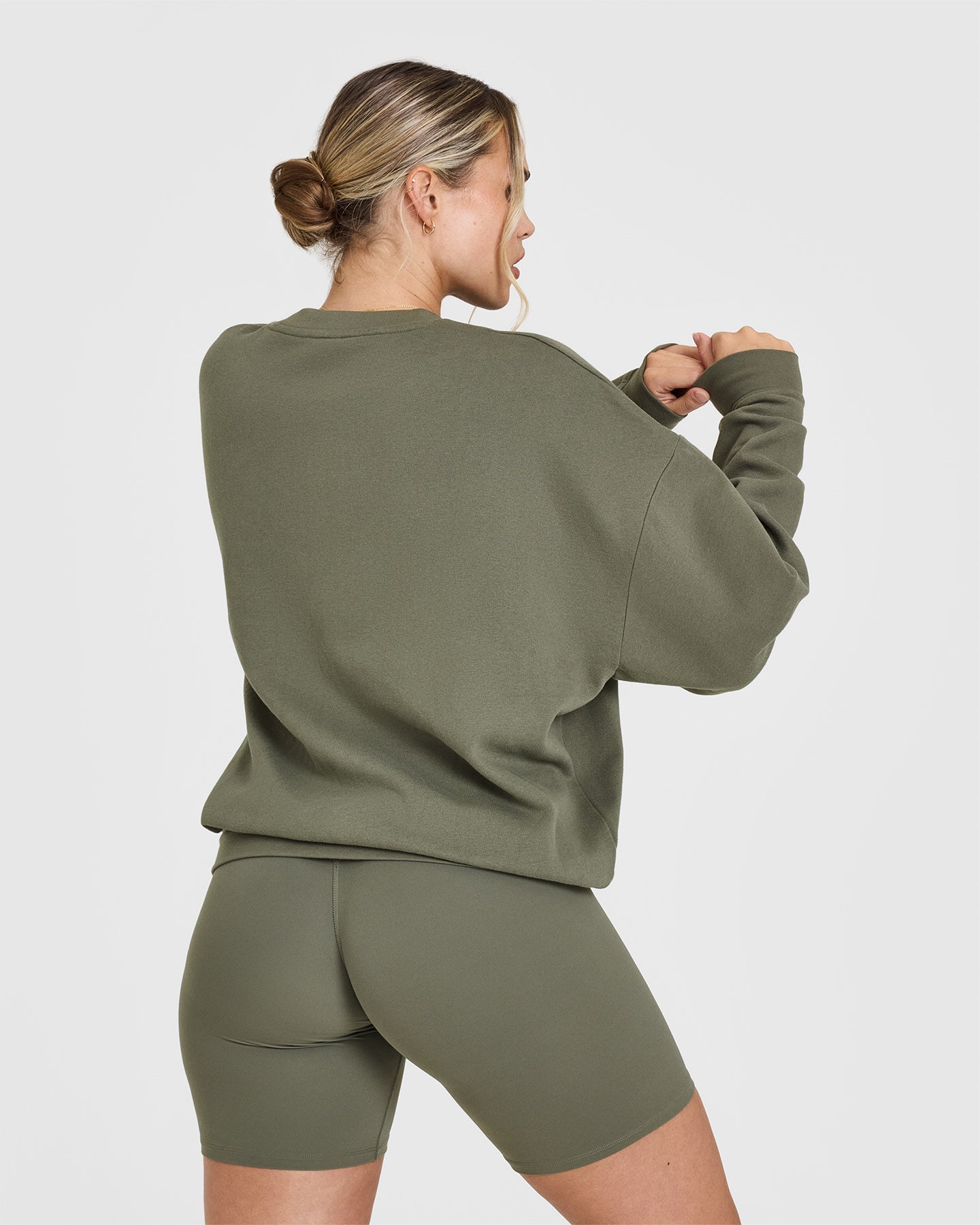 Alpine Green Mid Weight Sweatshirt for Men & Women - Cozy Casual Pullover for Fall & Winter | Perfect for Outdoor Activities, Lounge Wear, and Everyday Comfort