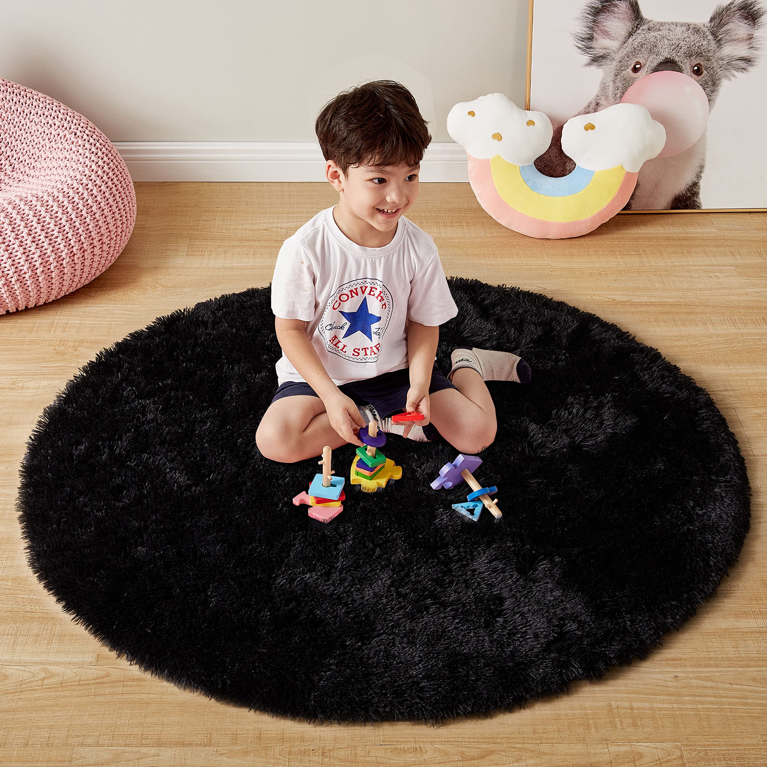 GKLUCKIN 5ft Round Rug - Soft Fluffy Shag Circle Rug for Bedroom, Nursery, Kids Room & Playroom | Plush Fuzzy Indoor Area Rug for Boys & Girls | Home Decor & Cozy Floor Mat for Living Room, Dorm, or Office