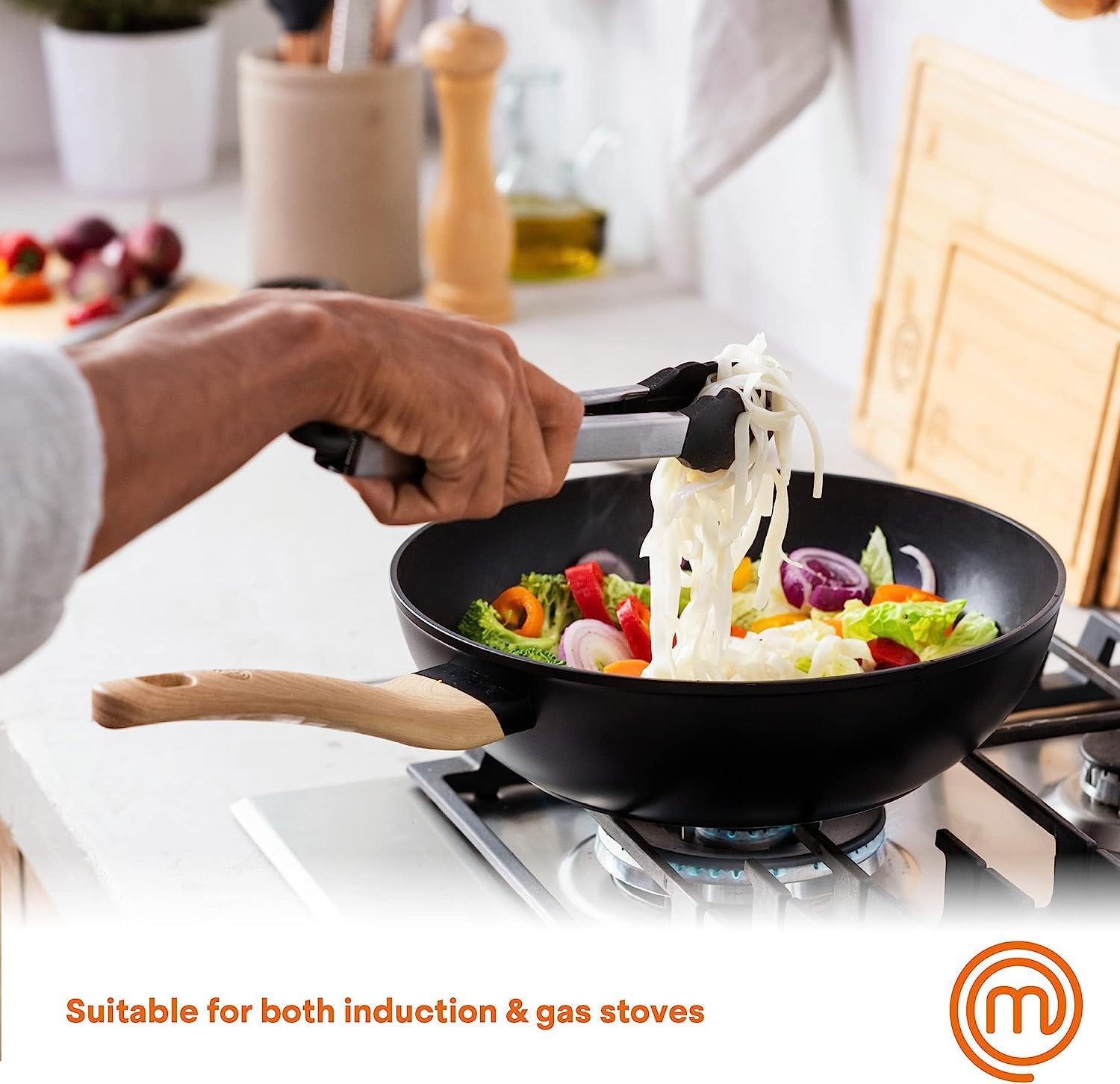 MasterChef 28cm Non-Stick Wok Pan - Induction, Gas, Halogen & Ceramic Stove Compatible - Scratch Resistant Coating, Dishwasher Safe - Aluminum Wood-Look Black - Perfect for Stir-Frying, Sautéing & Asian Cooking
