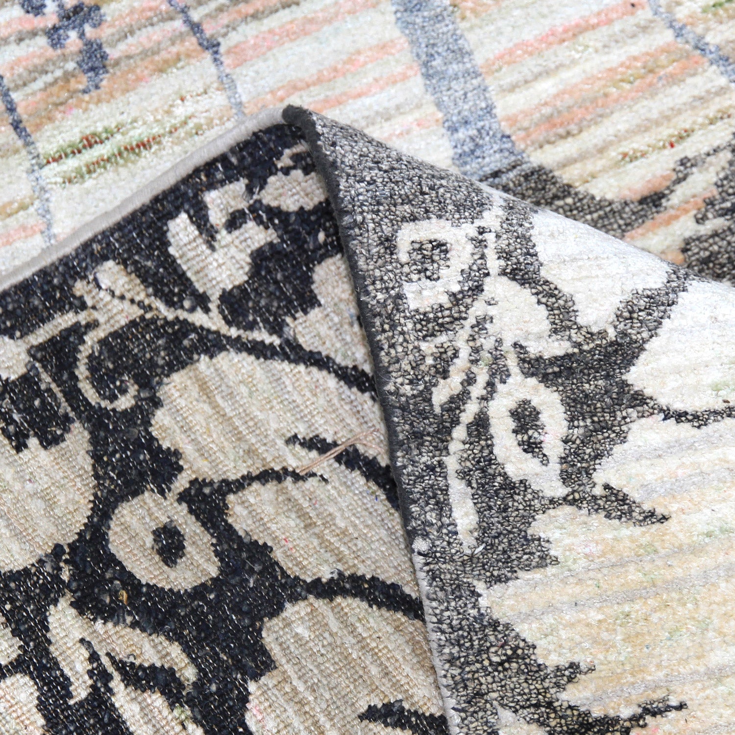 Black Alchemy Transitional Silk Runner Rug 3'2 x 15'5 - Elegant Hallway Runner for Home Decor & High Traffic Areas