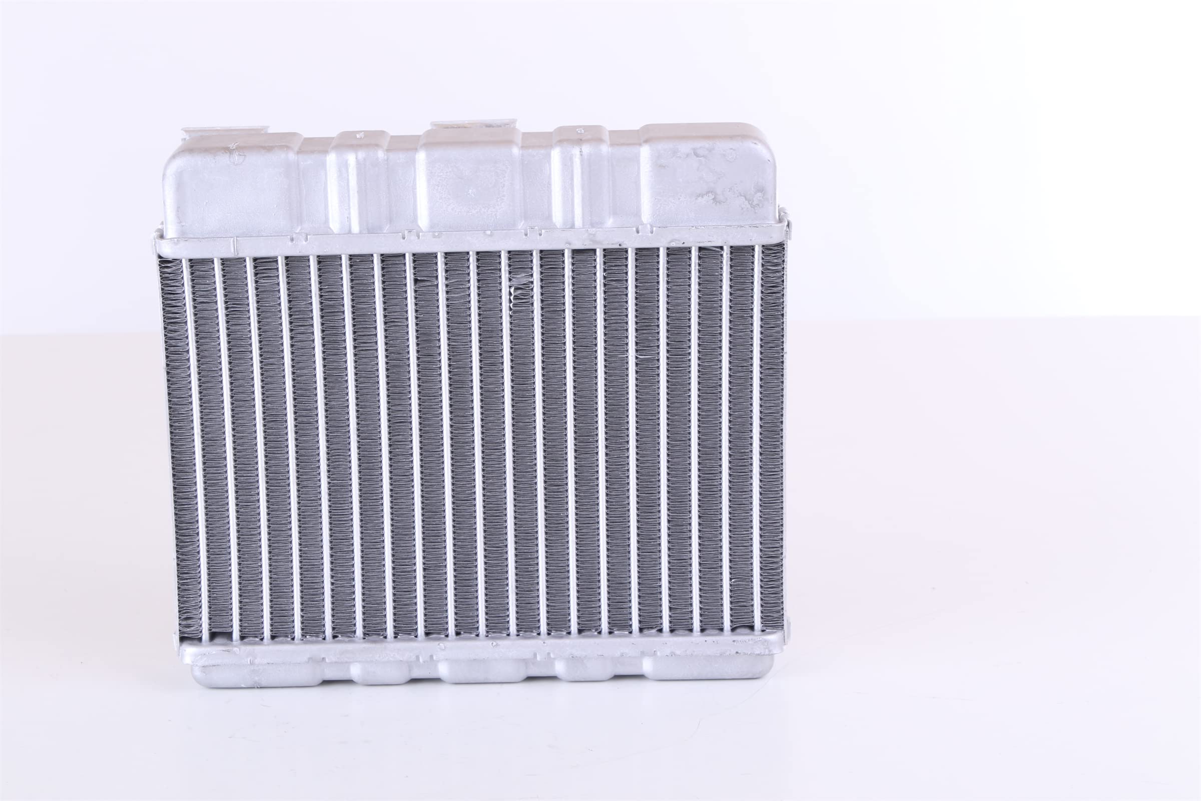 Nissens 70514 Car Heater Core Replacement - High Performance & Durable Auto Heating System for Smooth Winter Driving