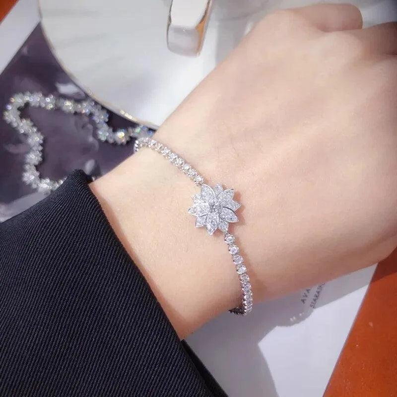 18K White Gold Ring with 1.5 Carat Natural Diamond - Wedding Engagement Anniversary Bracelet for Women - Perfect for Proposals, Anniversaries & Special Occasions