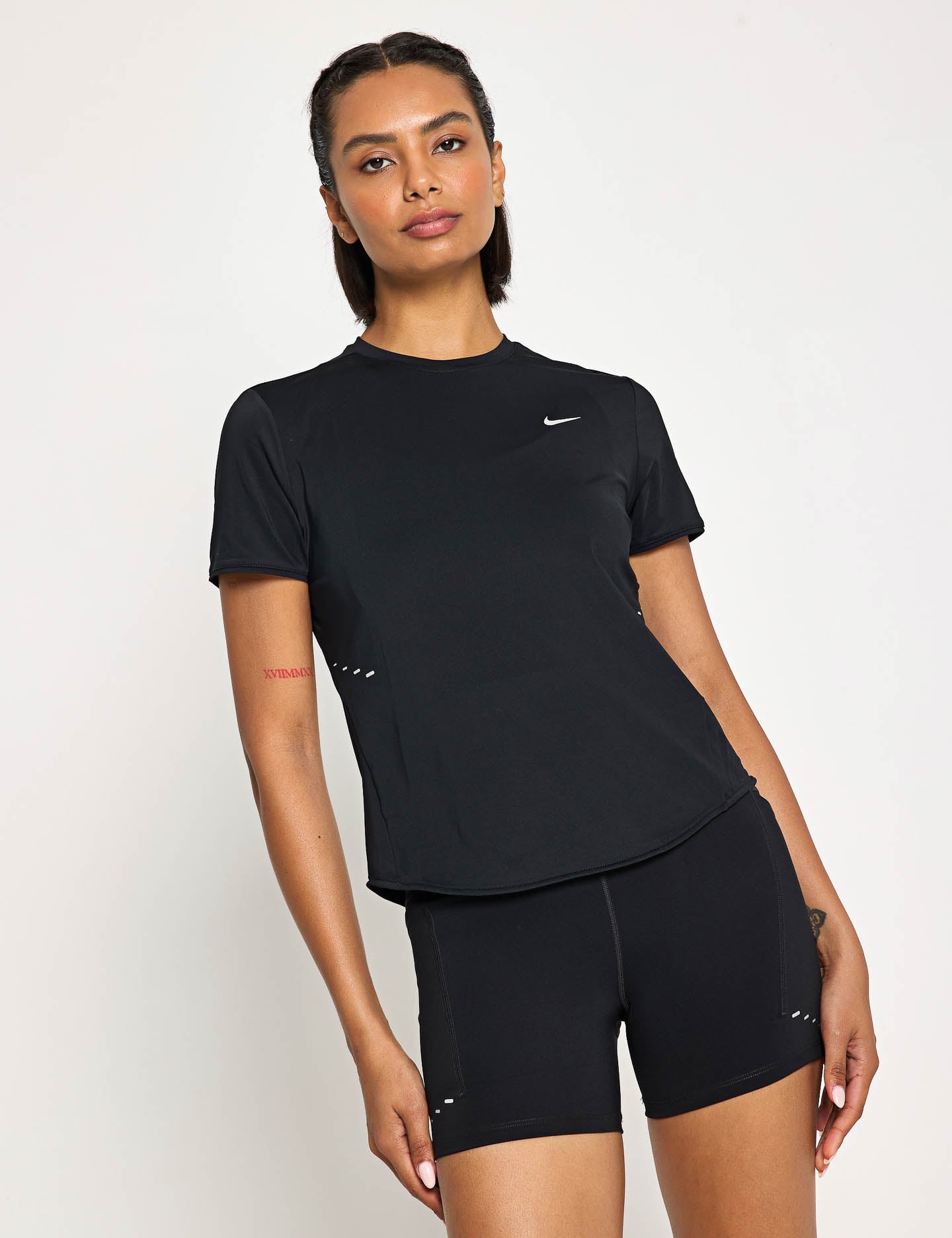 Swift Dri-FIT Short Sleeve Running Shirt for Men & Women - Moisture-Wicking, Breathable & Quick-Dry Activewear - Black/Reflective Silver for Night Running & Gym Workouts