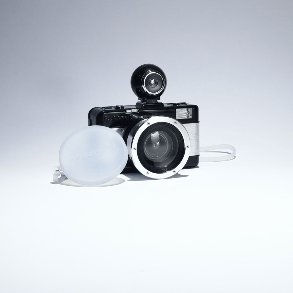 Lomography Fisheye 2 Camera - 35mm Film Fisheye Lens Camera for Creative Photography | Perfect for Travel, Street & Artistic Shots