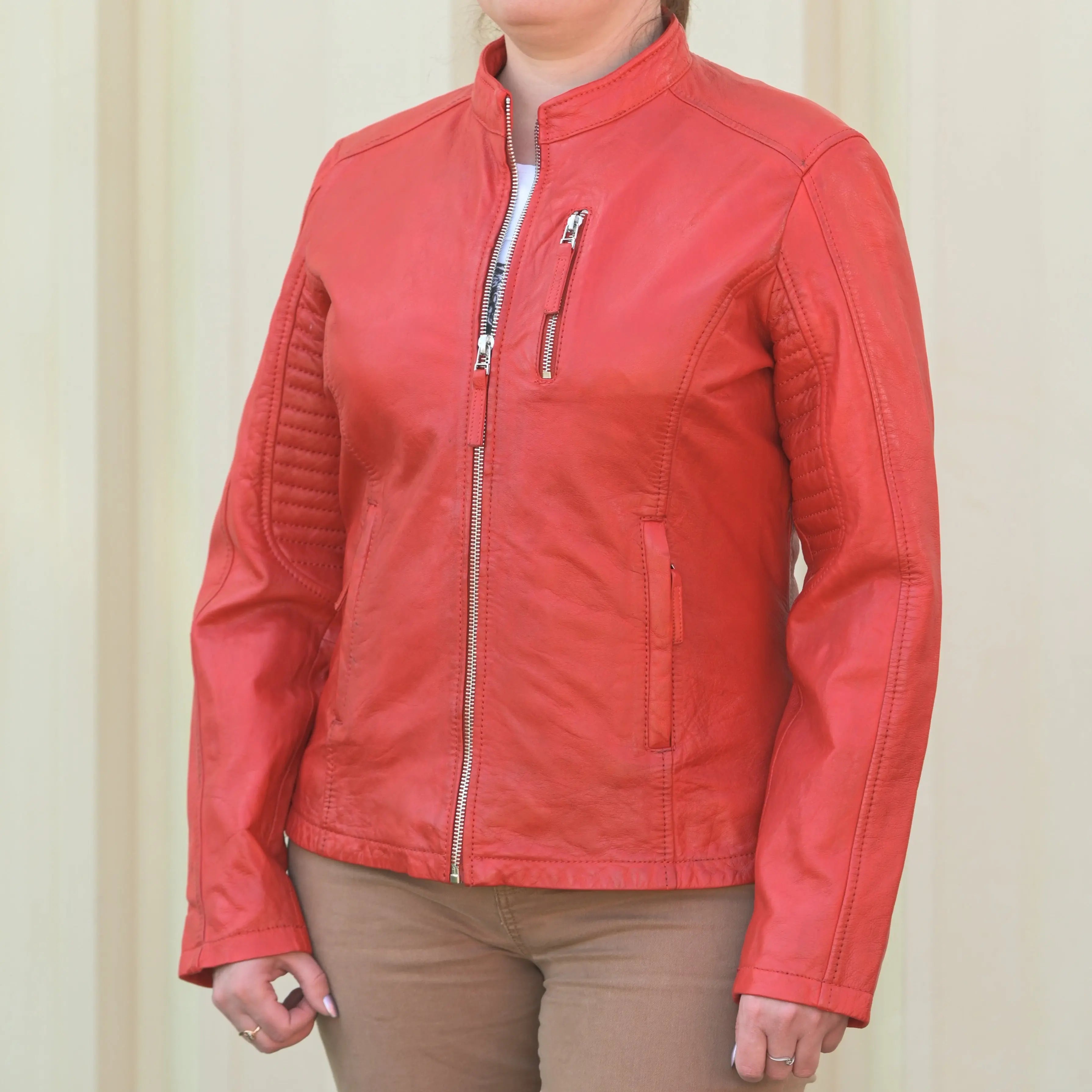 Women's Classic Leather Jacket - Genuine Leather Motorcycle Jacket for Women, Stylish Biker Jacket with Zipper - Perfect for Riding, Casual Outfits & Night Out