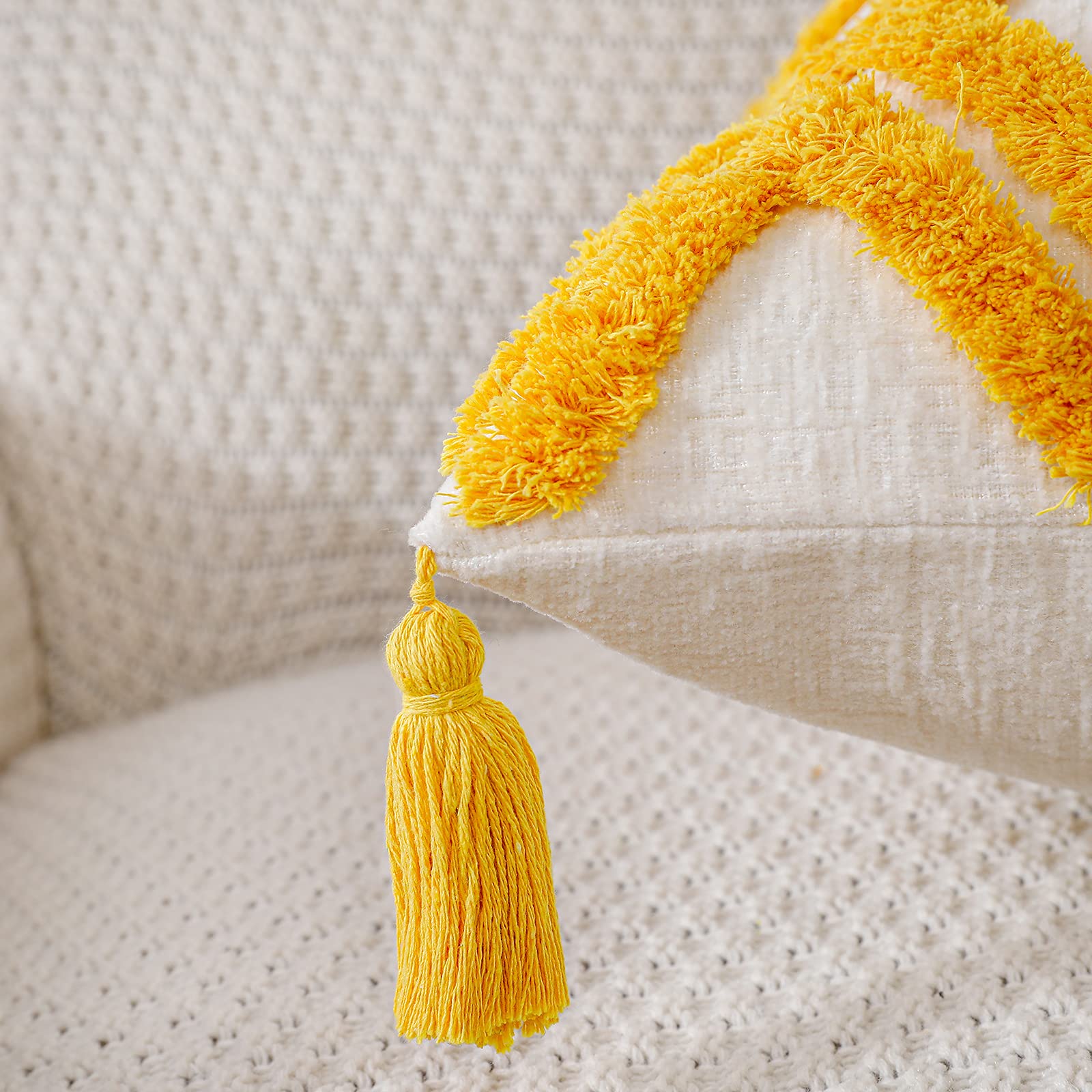 PANOD Super Soft Farmhouse Decorative Plush Throw Pillow Covers 12x20 Inch - Yellow Solid Diamond Pattern with Tassels, Tufted Boho Lumbar Cushion Cover for Sofa, Couch & Bed - Cozy Home Decor Accent Pillow Case for Living Room, Bedroom